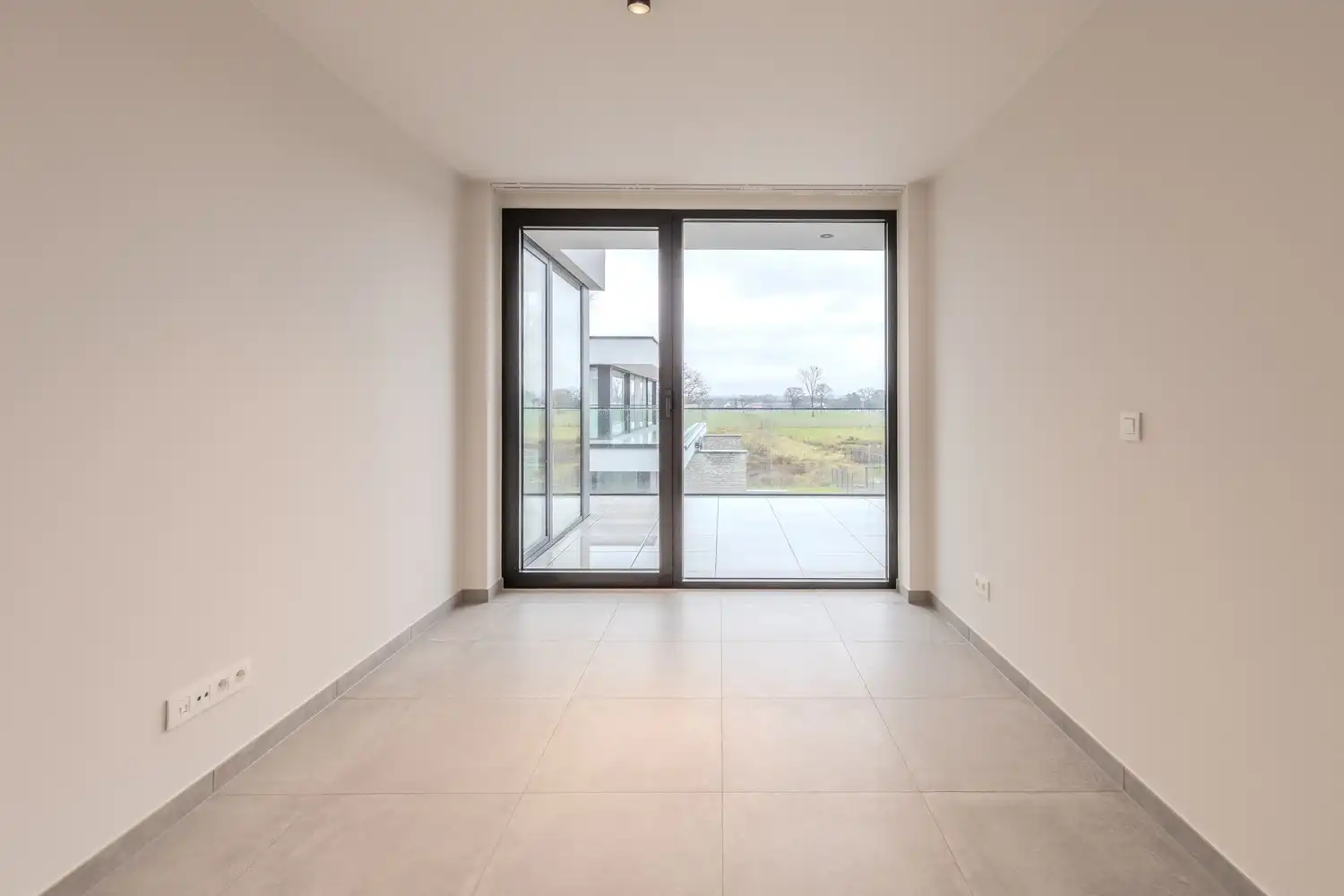 Instapklaar nieuwbouwappartement te huur in Opgrimbie (Maasmechelen) foto 14