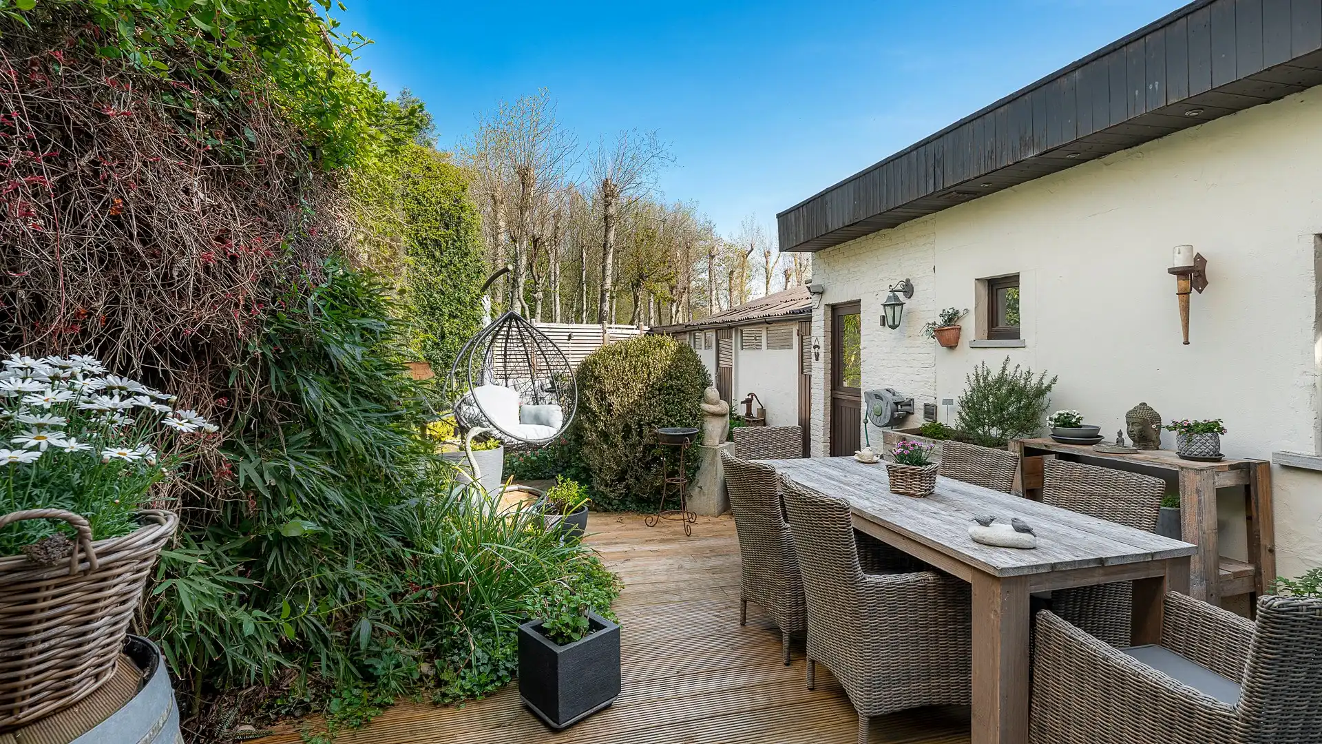 Ruim wonen met tuin en uitweg nabij het strand foto 2