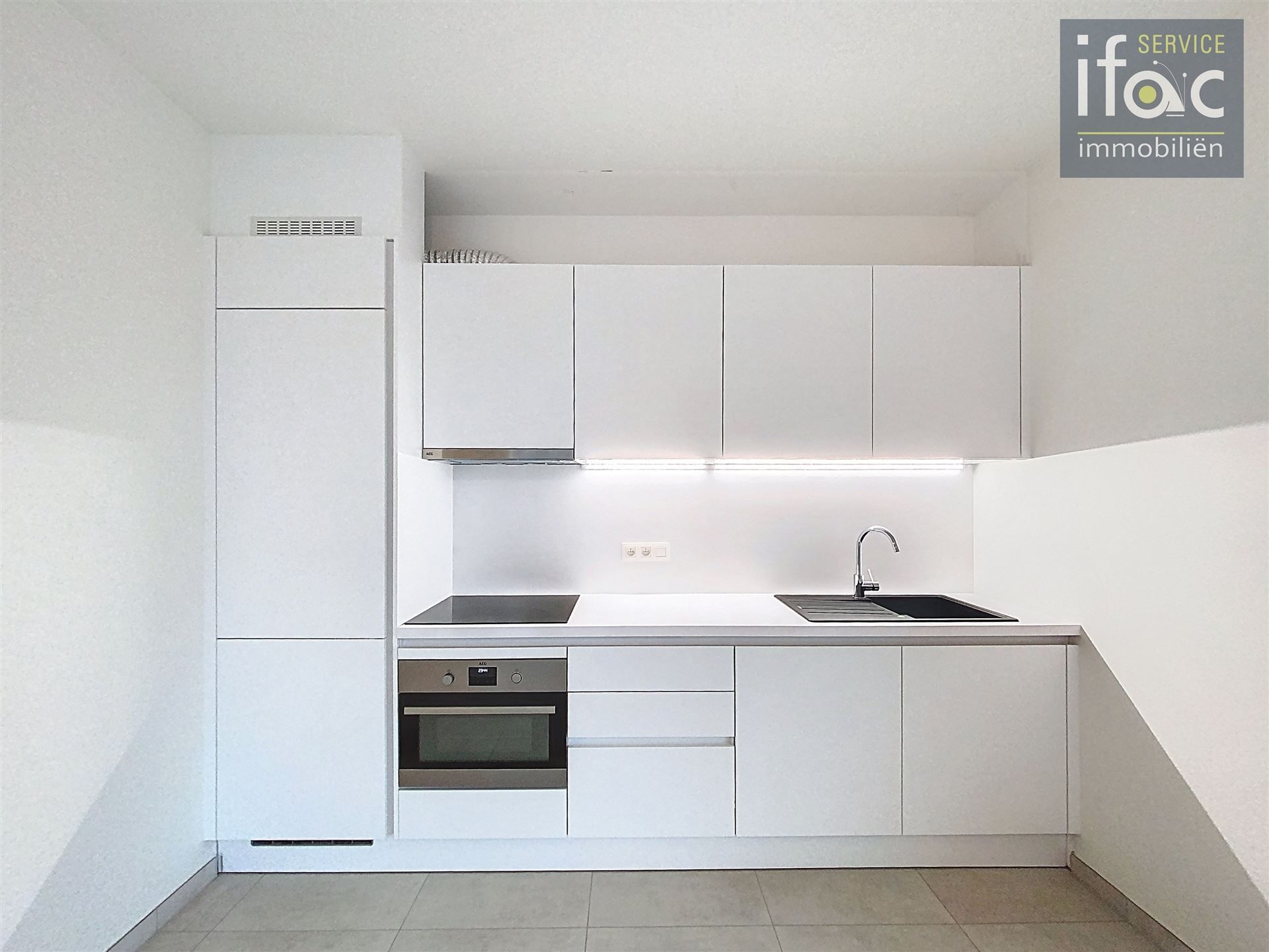 Nieuwbouw appartement met terras en ondergrondse staanplaats foto 4