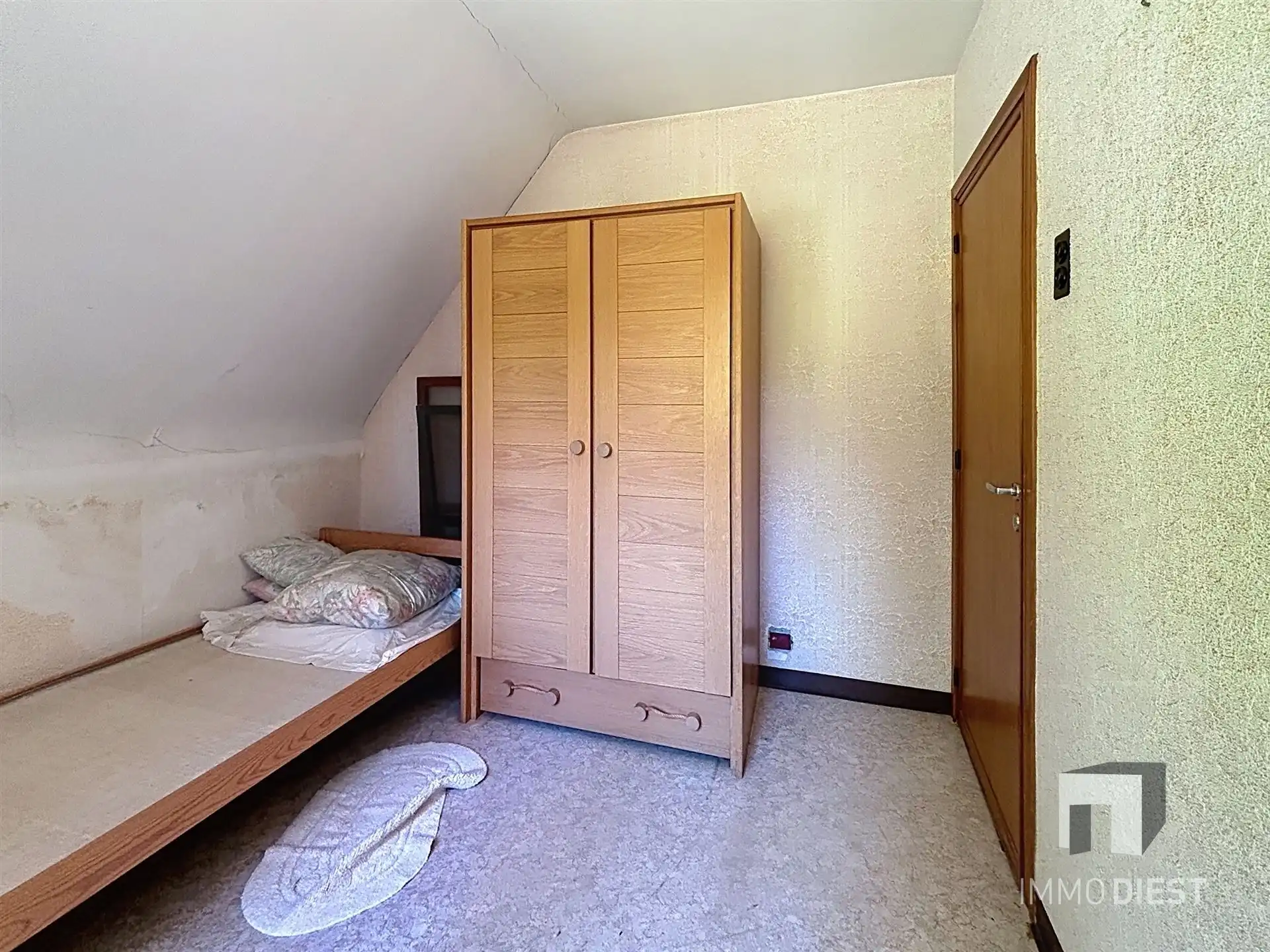 ZATERDAG 13.06 KIJKMOMENT VAN 13.00U TOT 15.00U. Charme troef in deze te renoveren woning op een ruim perceel te Vorst! foto 25
