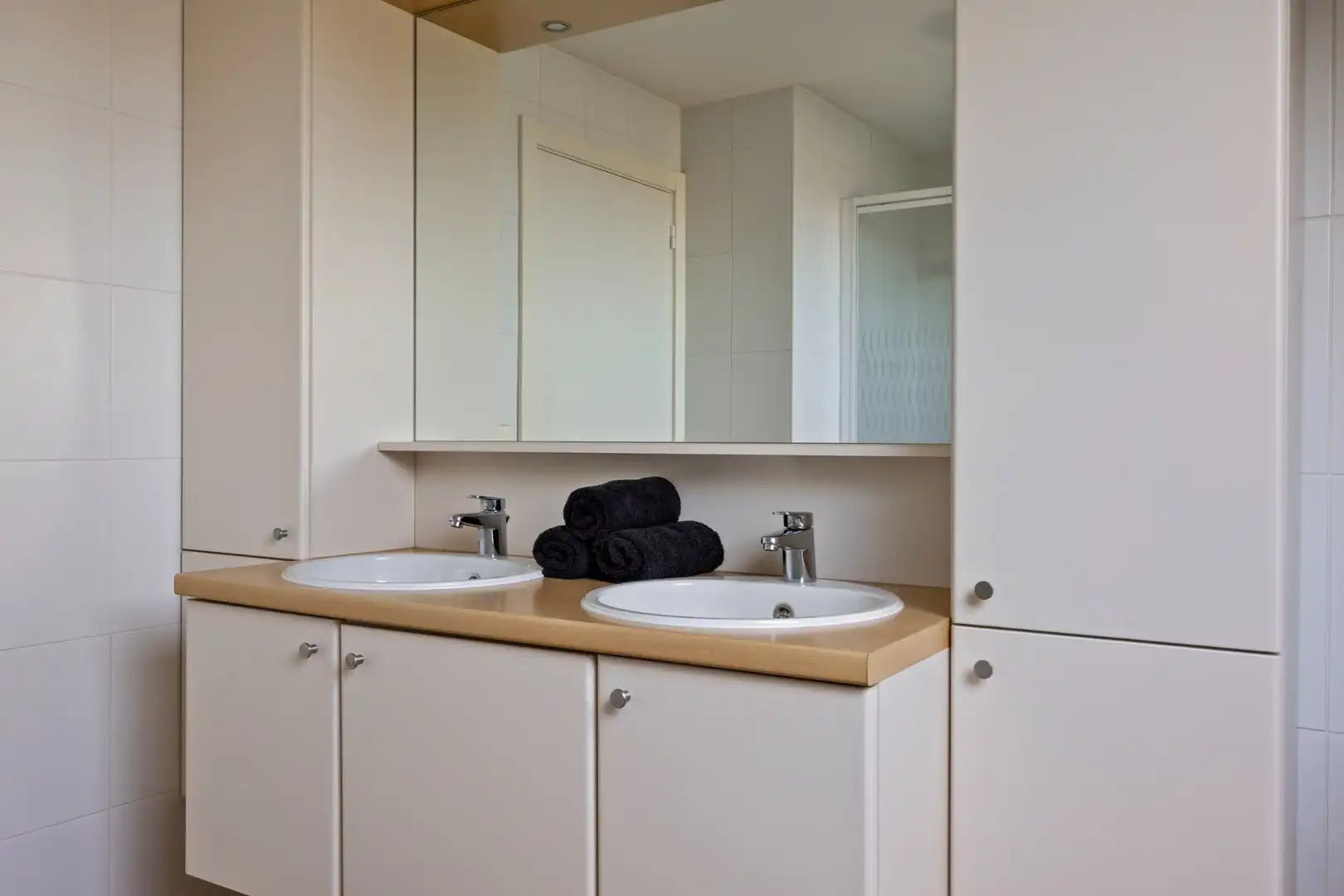 Moderne woning met zeer rustige ligging in Riemst-Millen foto 17