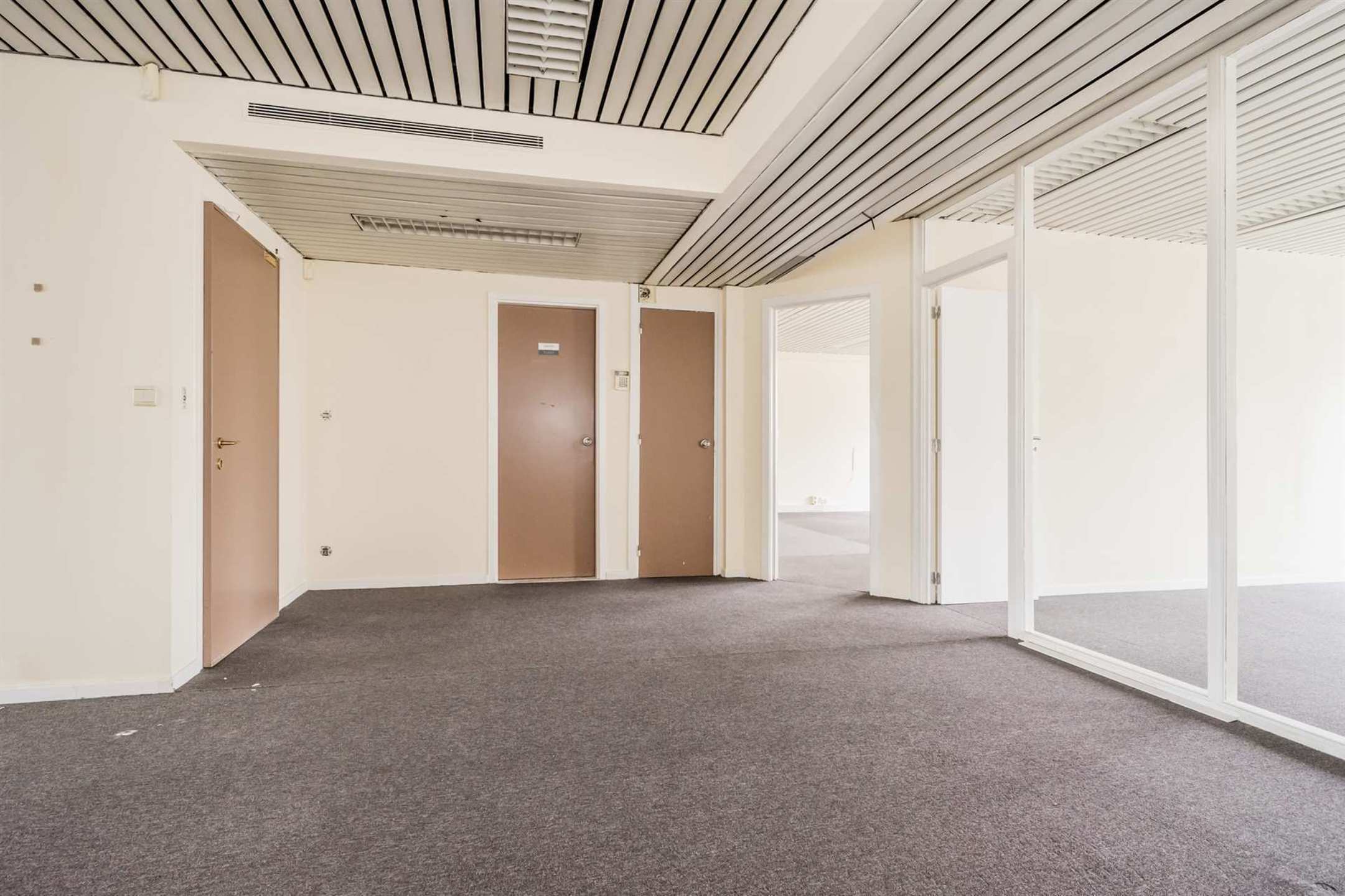 Kantoor of appt. met zicht op Operagebouw foto 4