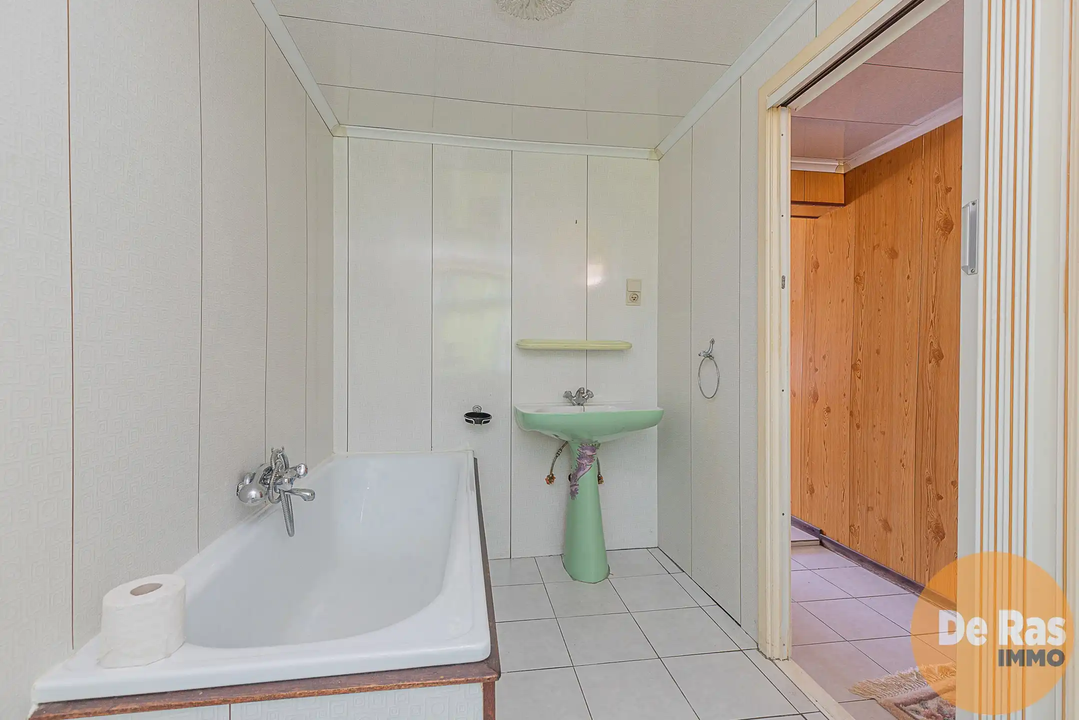 BUGGENHOUT– Renovatiewoning met prachtige tuin op ca. 8a50ca foto 12