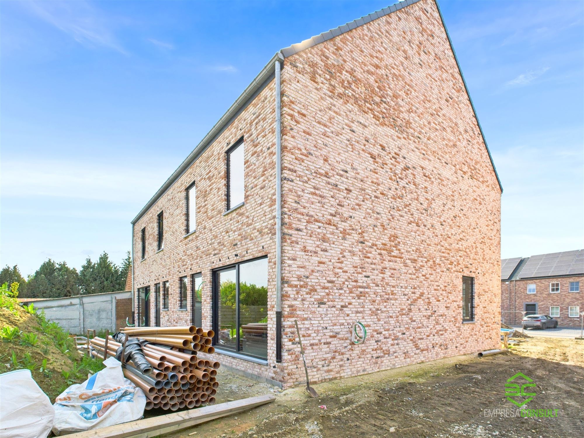 Kwalitatief afgewerkte nieuwbouw met 4 slpk in Rummen! foto 15