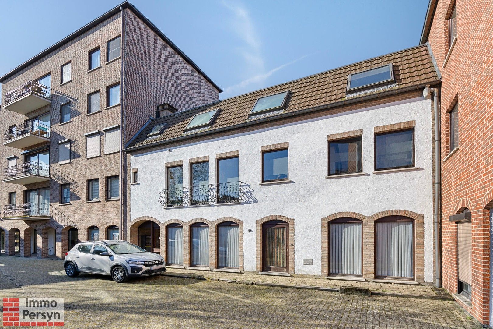 Hoofdfoto van de publicatie: Unieke Renovatorkans: Centrale Ruimte in Aarschot met diverse mogelijkheden