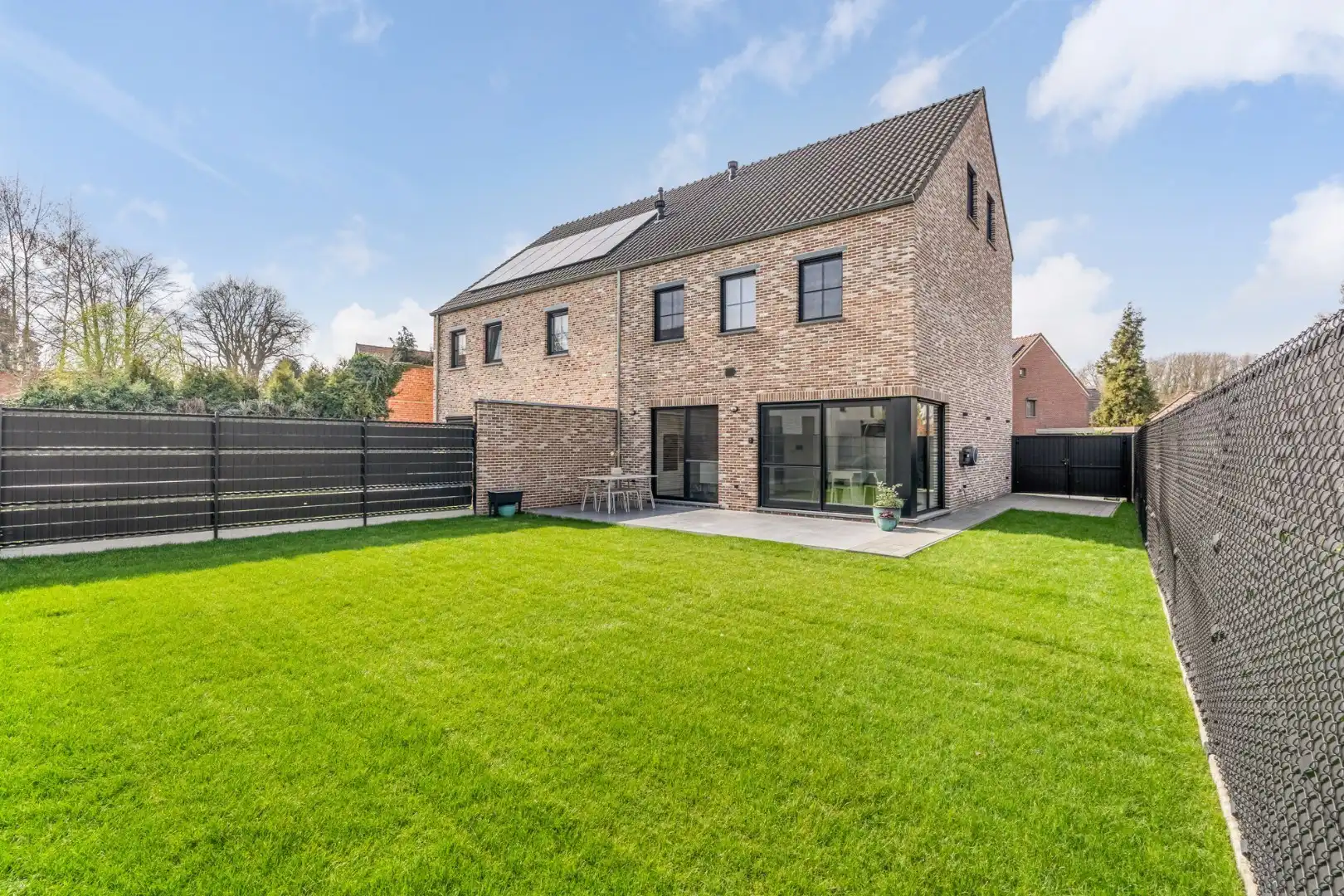 UNIEK VASTGOEDAANBOD! Kwaliteitsvolle pastorijwoning met duurzame technieken en uitzonderlijk wooncomfort foto 3