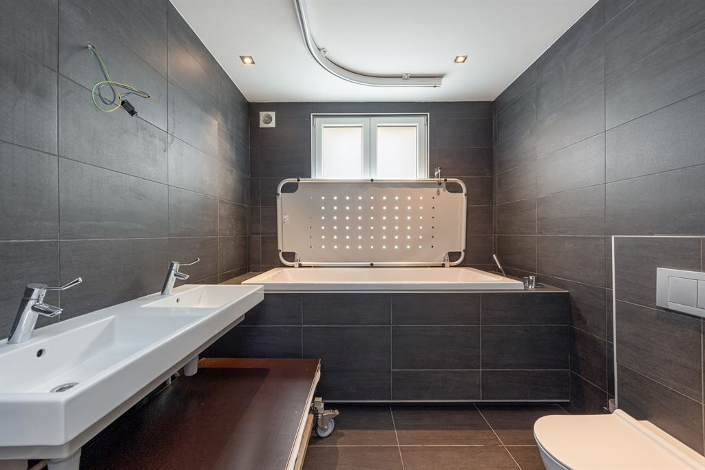 Ruime stadswoning met 4 slaapkamers foto 16