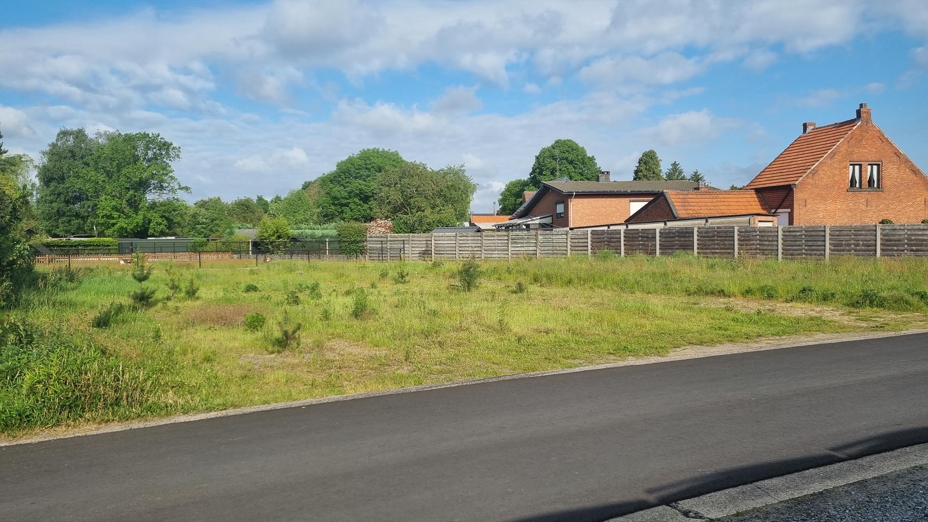 Rustig gelegen ZW gerichte bouwgrond van 821 m² voor ruime ééngezinswoning ! foto 6