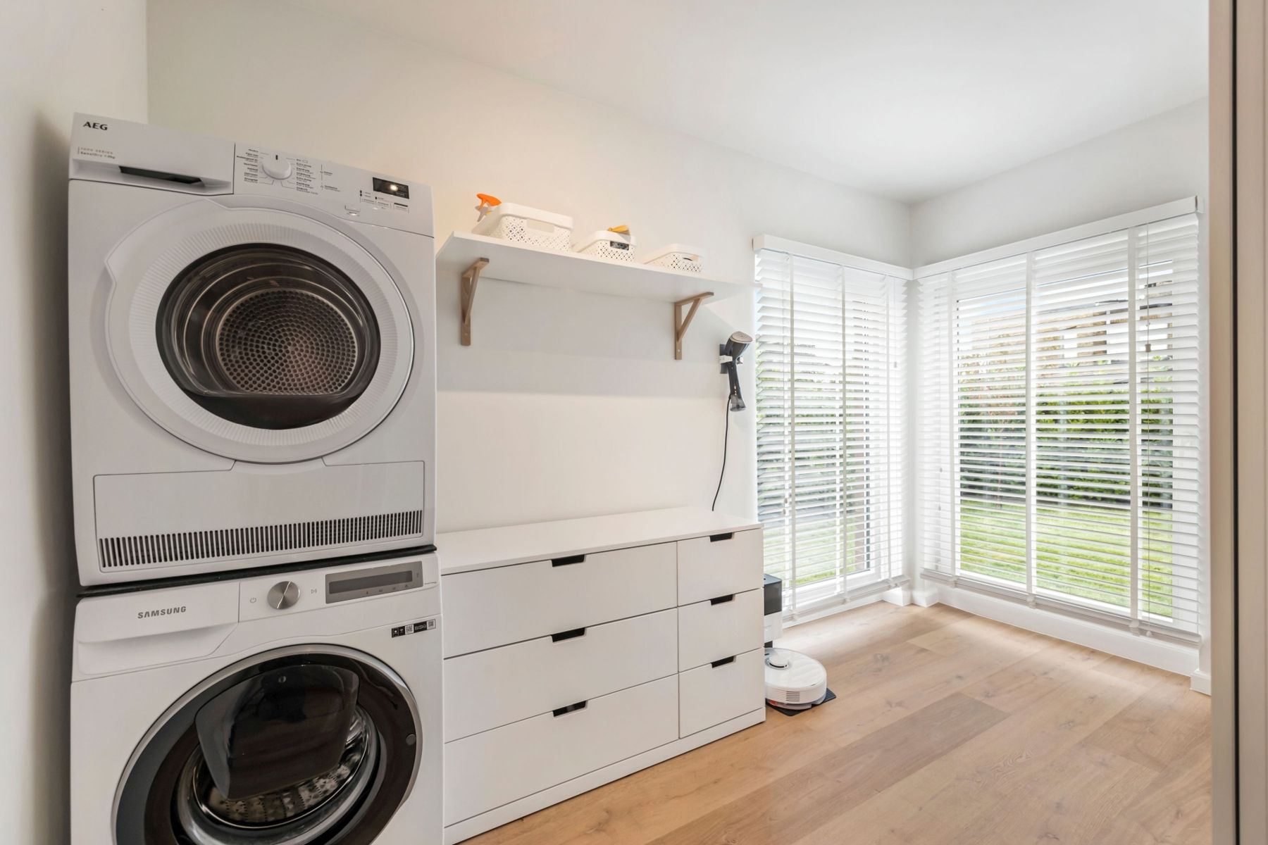 Volledig gerenoveerde bungalow instapklaar foto 14