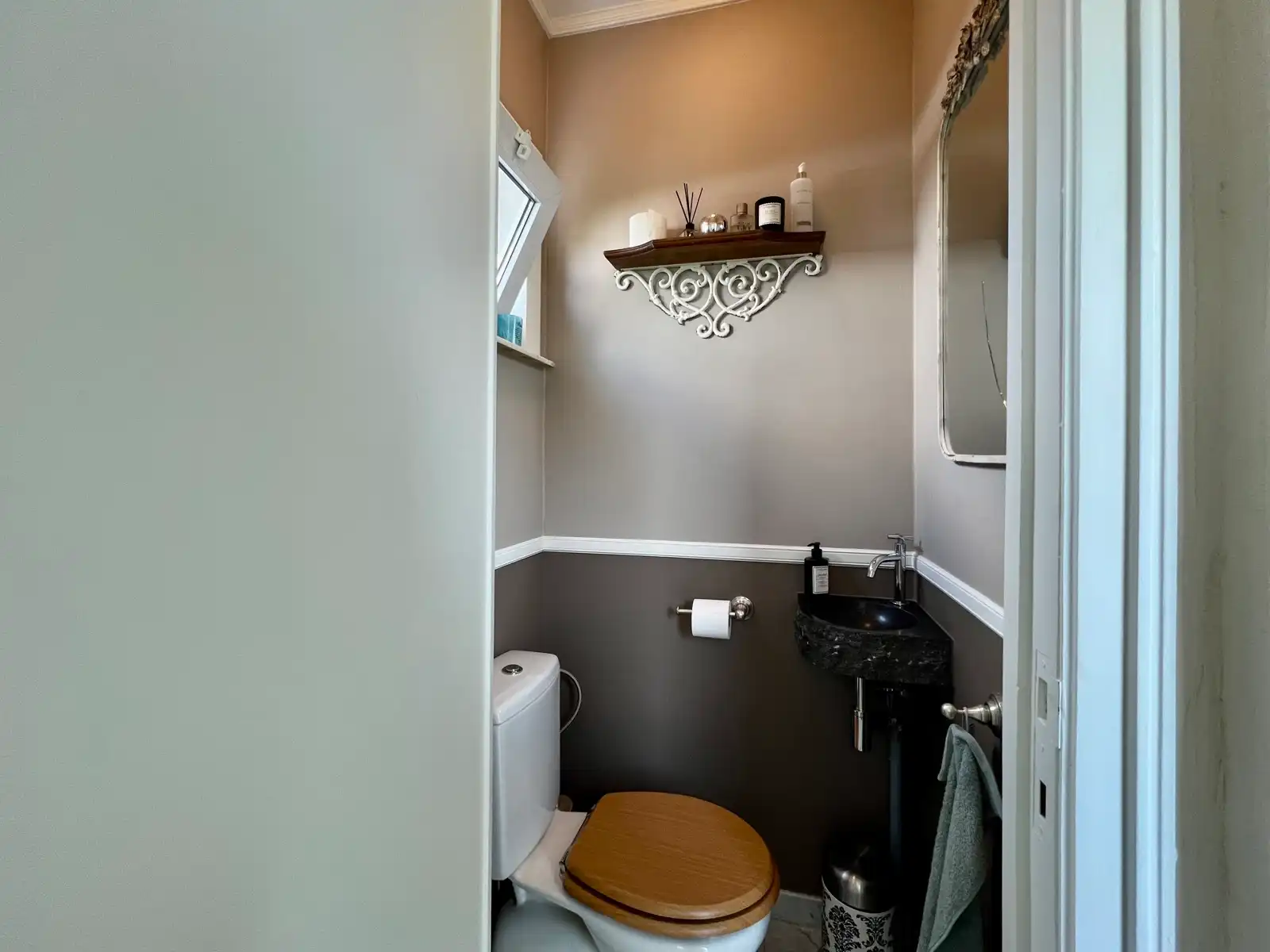 Luxe woning met alle comfort, prachtige leefveranda en tuin. foto 12