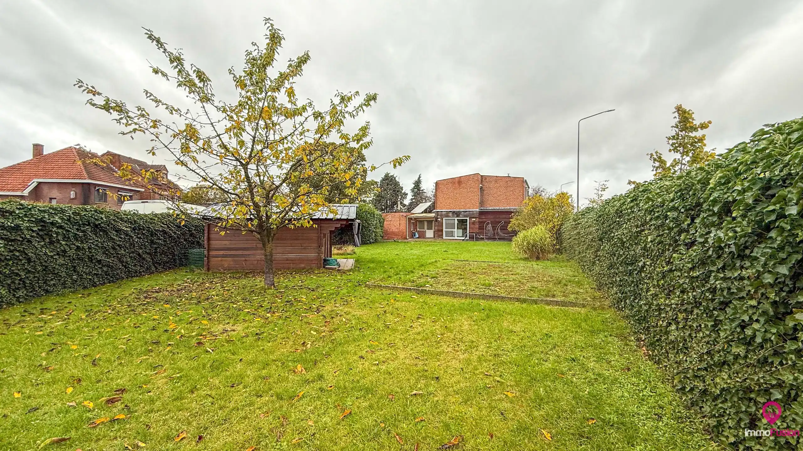 Instapklare open bebouwing met 4slpks op perceel van 10are! foto 31