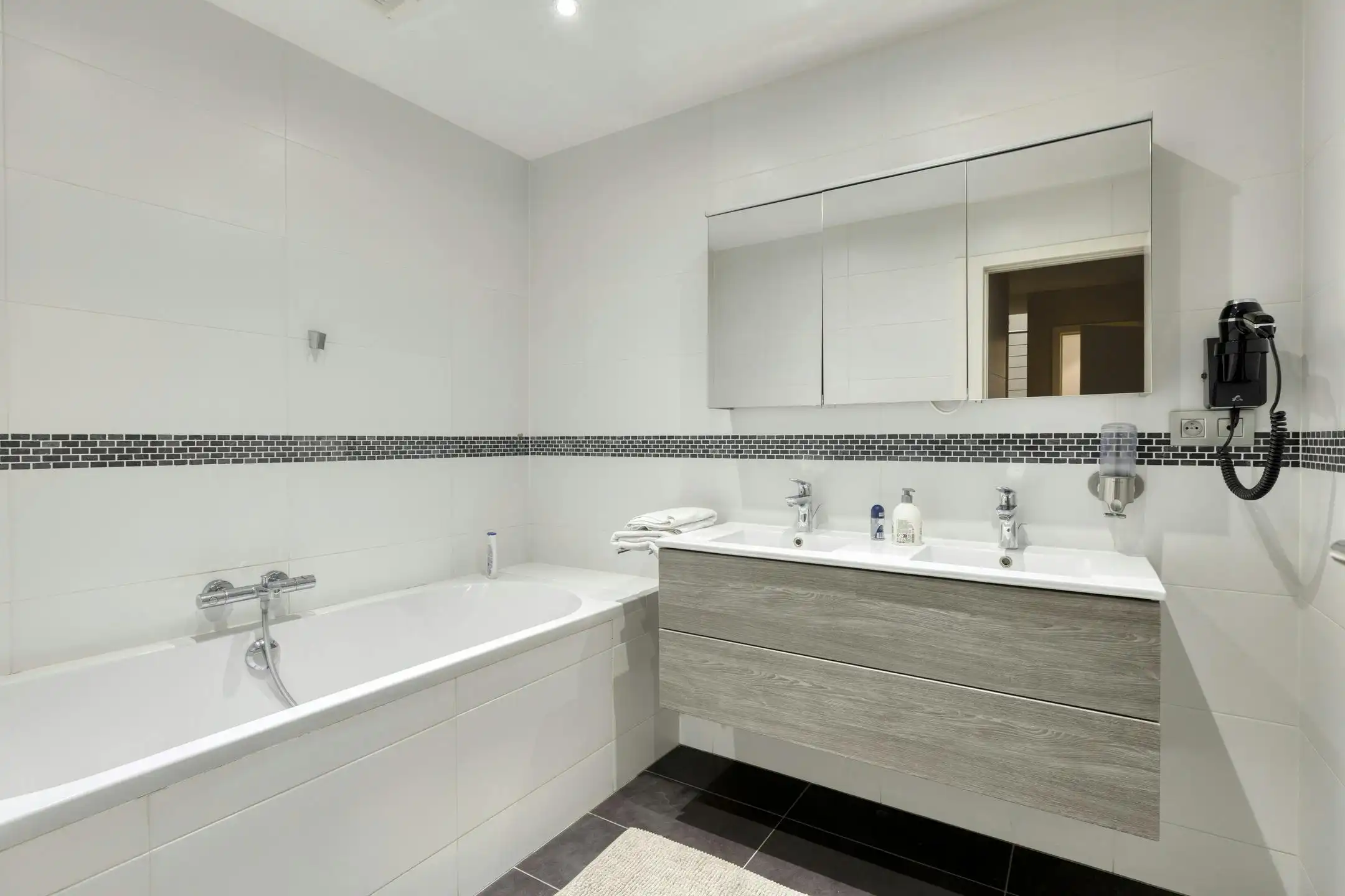 Duplex appartement 2 slaapkamers te Brussel Koningsstraat foto 15