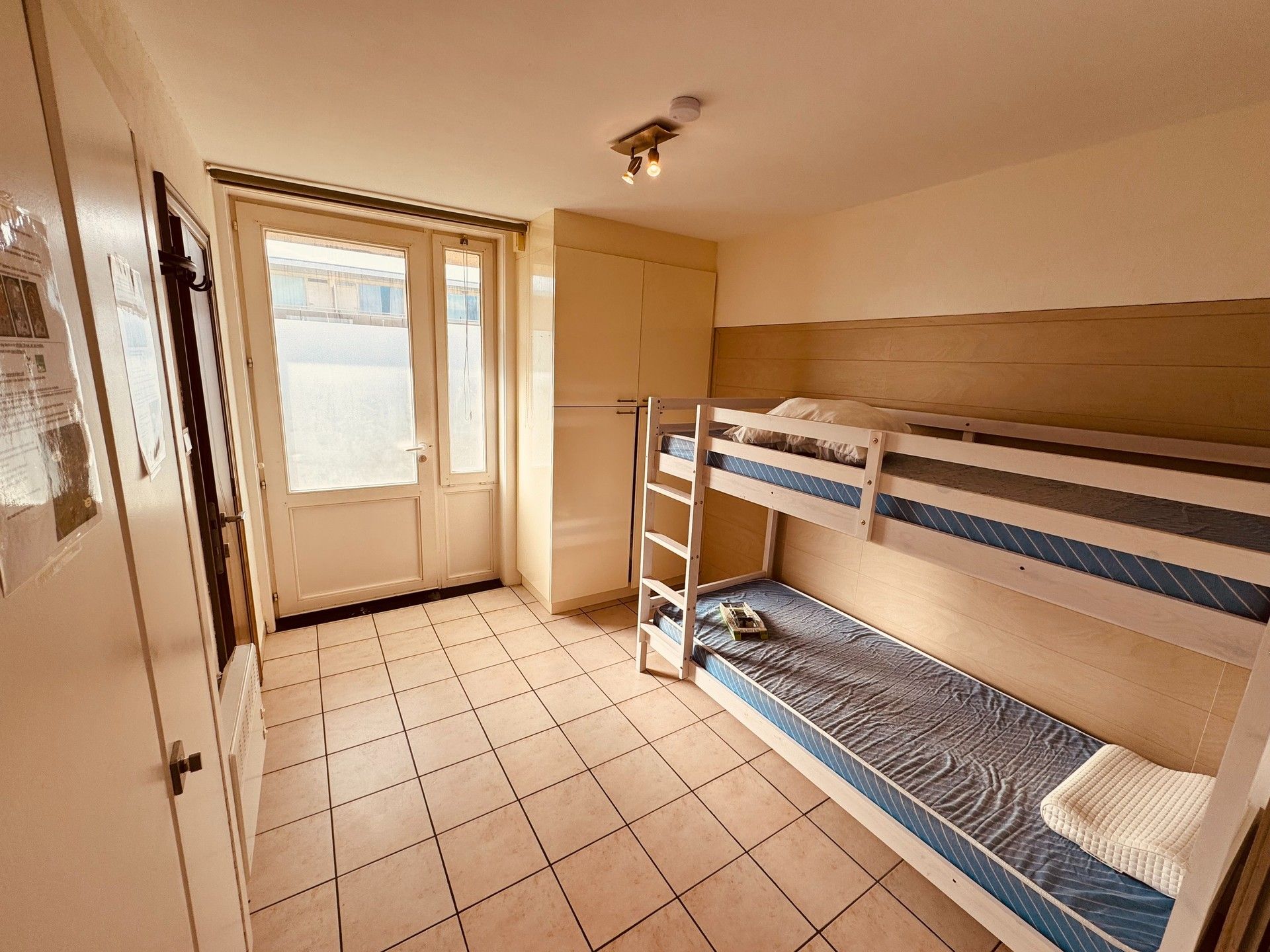 Verzorgd gerenoveerd appartement te koop in het Park Atlantis Vosseslag - De Haan. foto 8