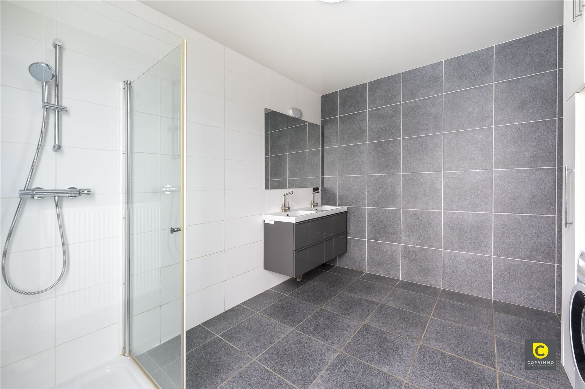 Instapklare woning met prachtige tuin foto 16