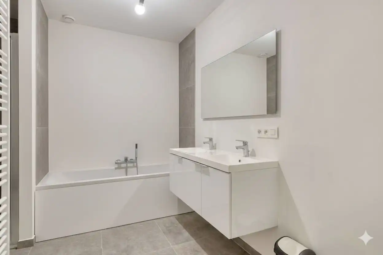 Modern en prachtig afgewerkt appartement in hartje Roeselare foto 19