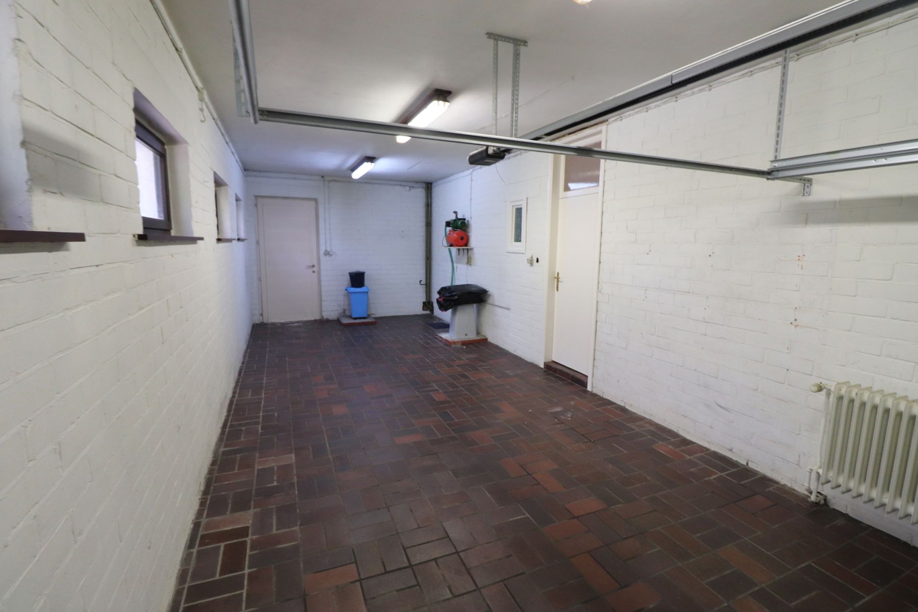 Charmante villa met 5 slaapkamers op een perceel van 1.785m² - Gelegen in een rustige en kindvriendelijke verkaveling. foto 28