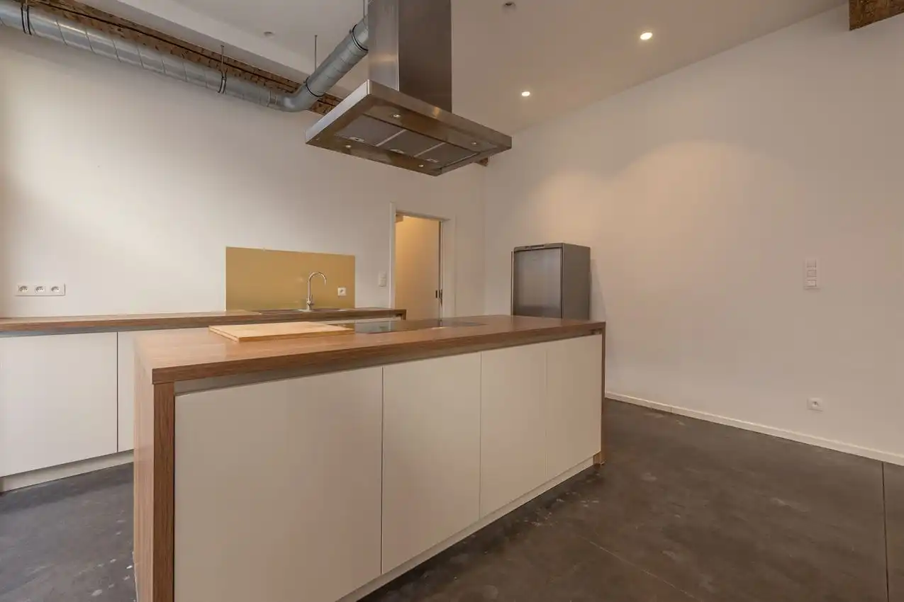 Ruim gelijkvloers appartement met zonnige tuin op toplocatie foto 8