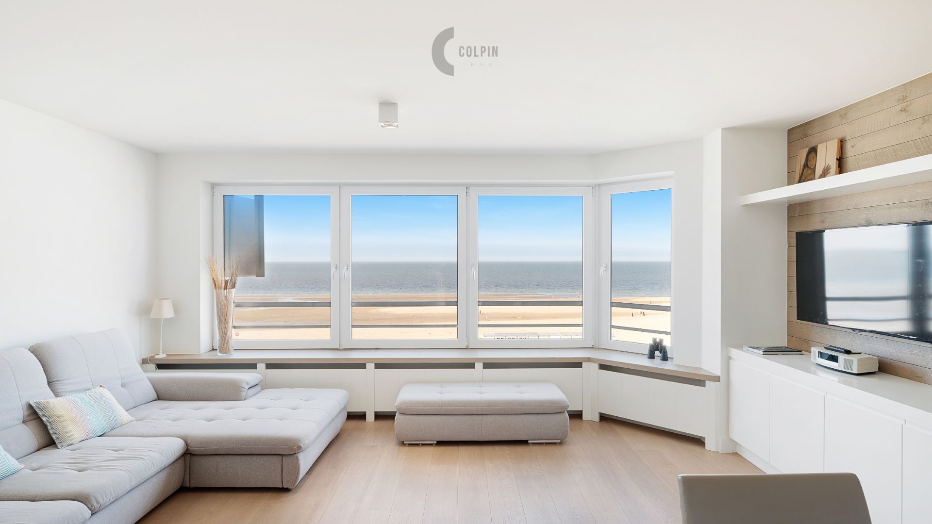 Instapklaar appartement op toplocatie in Heist met prachtig zeezicht foto 2