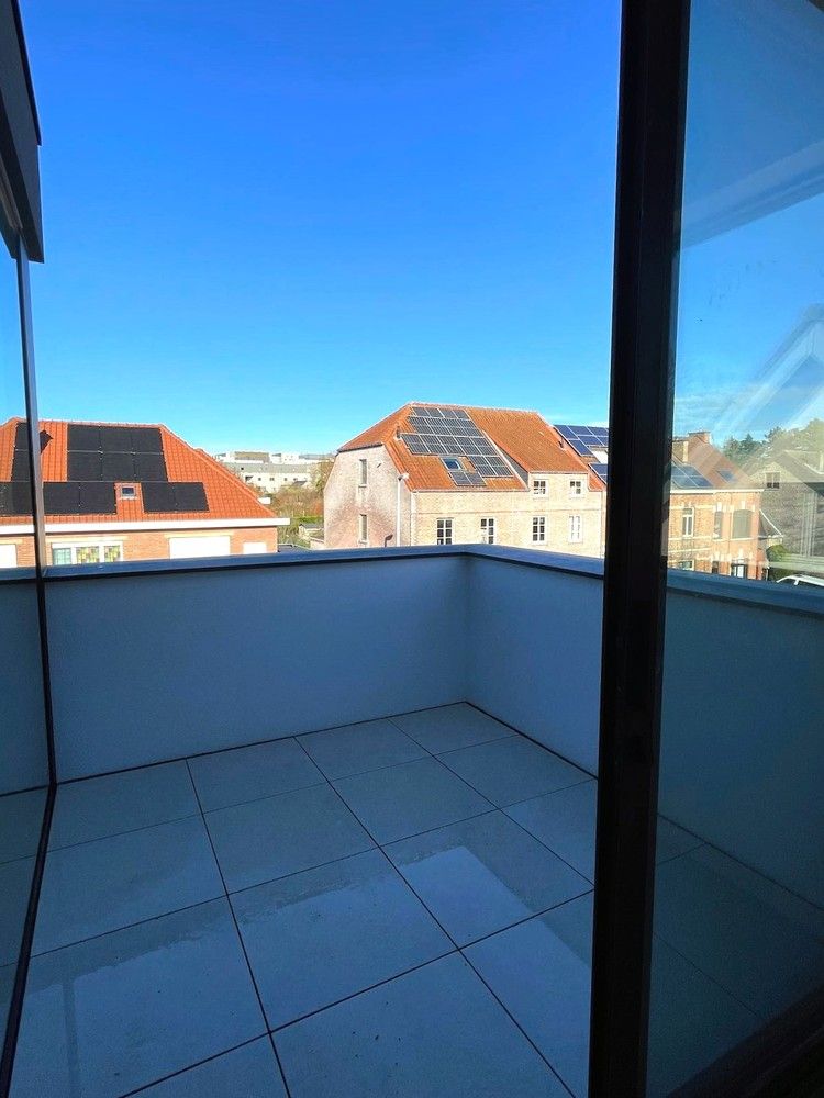 Prachtig nieuwbouw villa-appartement met 2 kamers op toplocatie foto 6