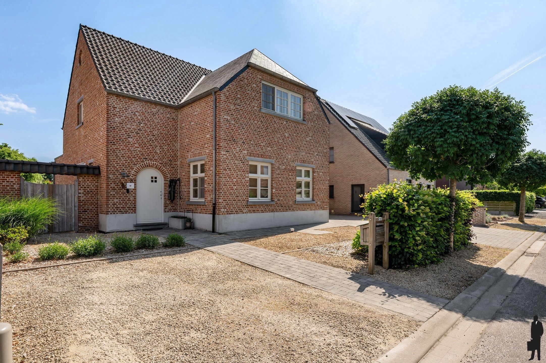 Instapklare en energiezuinige woning met gunstige ligging foto {{pictureIndex}}