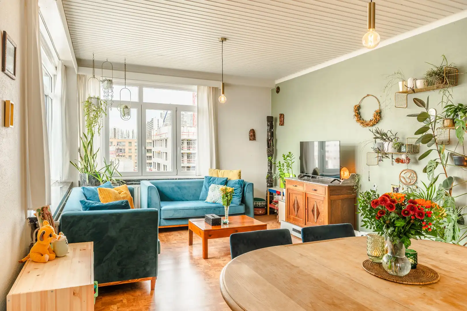 Goed gelegen appartement met 2 slaapkamers foto 2