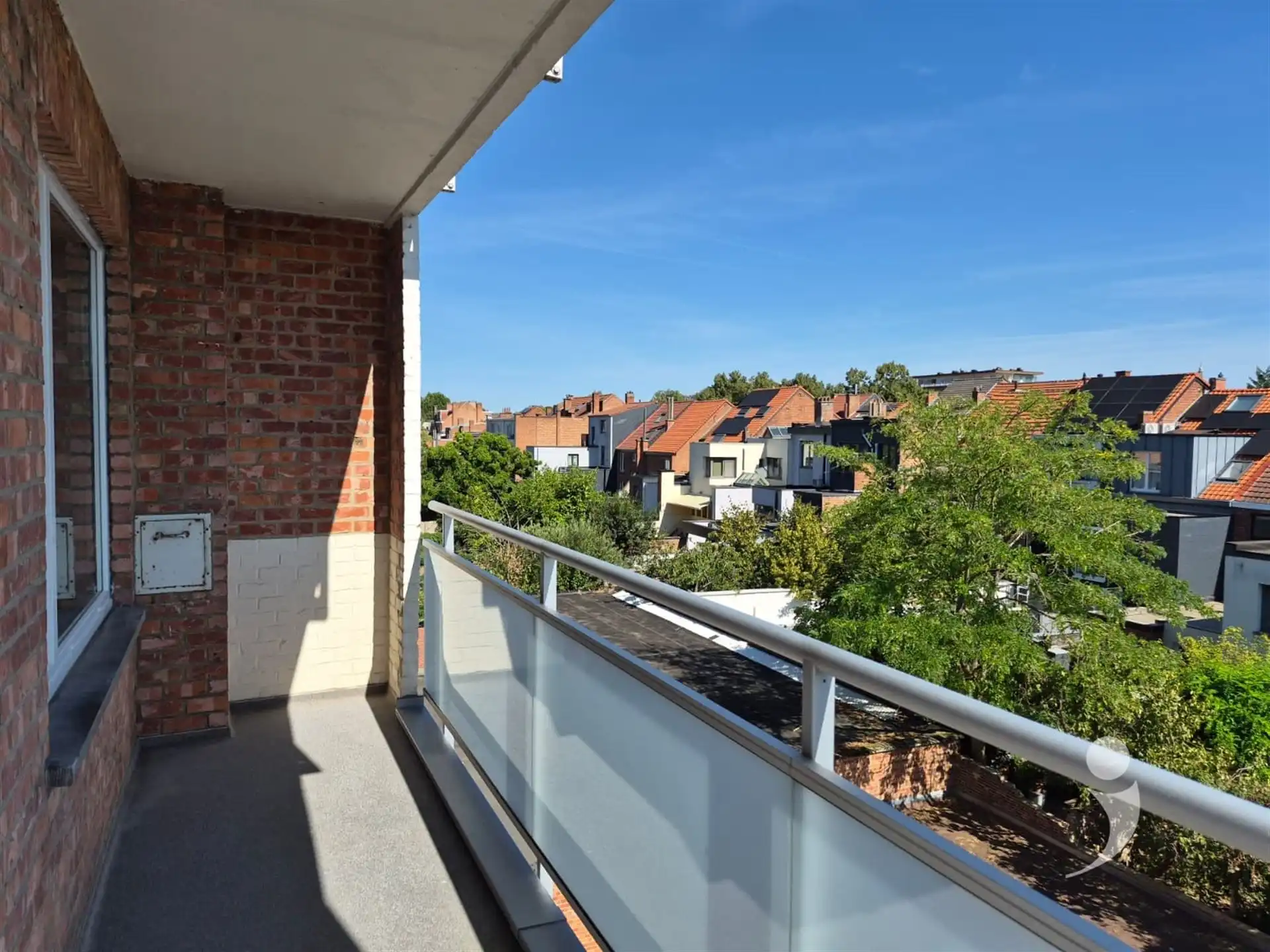 Gerenoveerd appartement foto 18