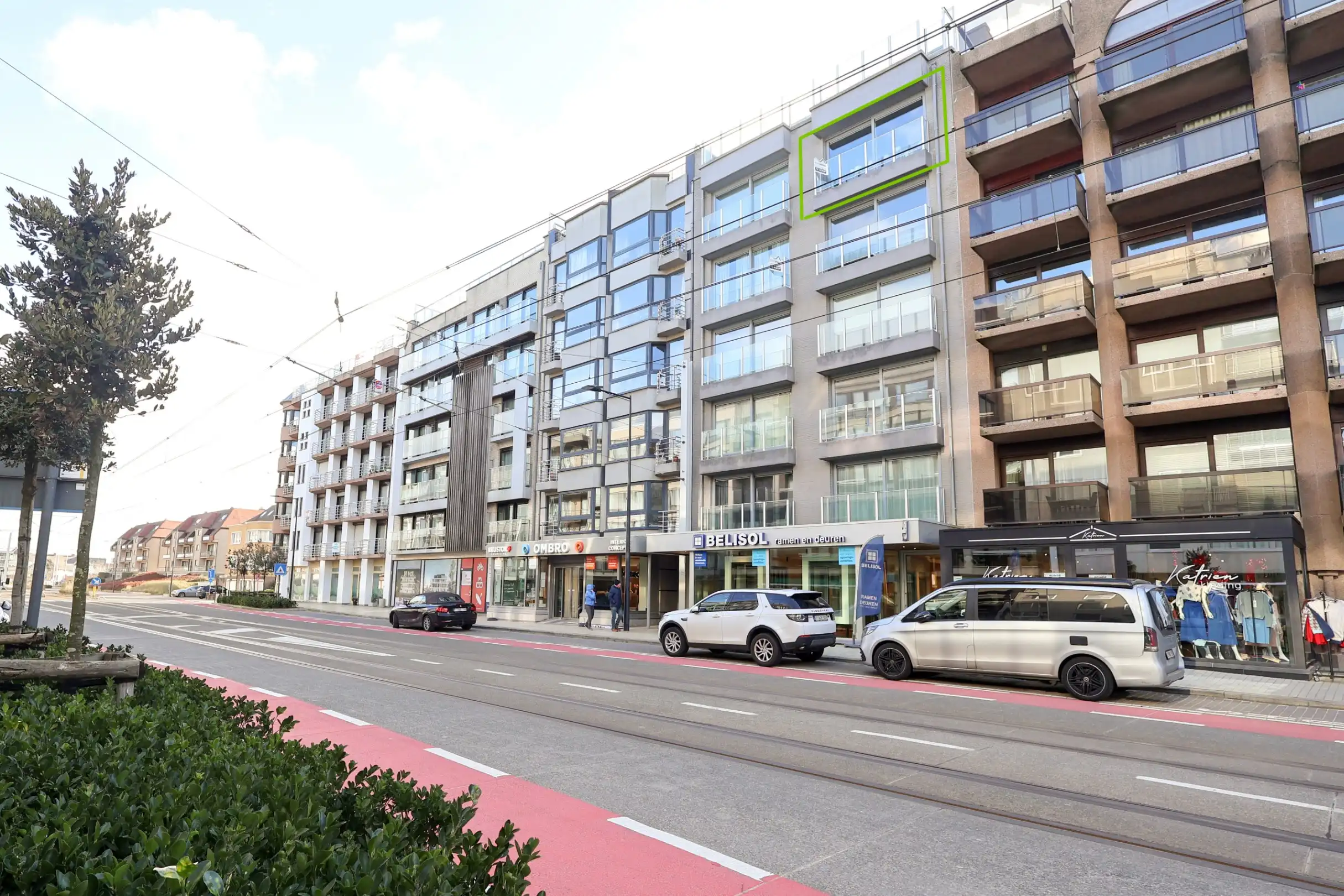 Modern appartement met 2 slaapkamers en parking te Oostduinkerke foto 16