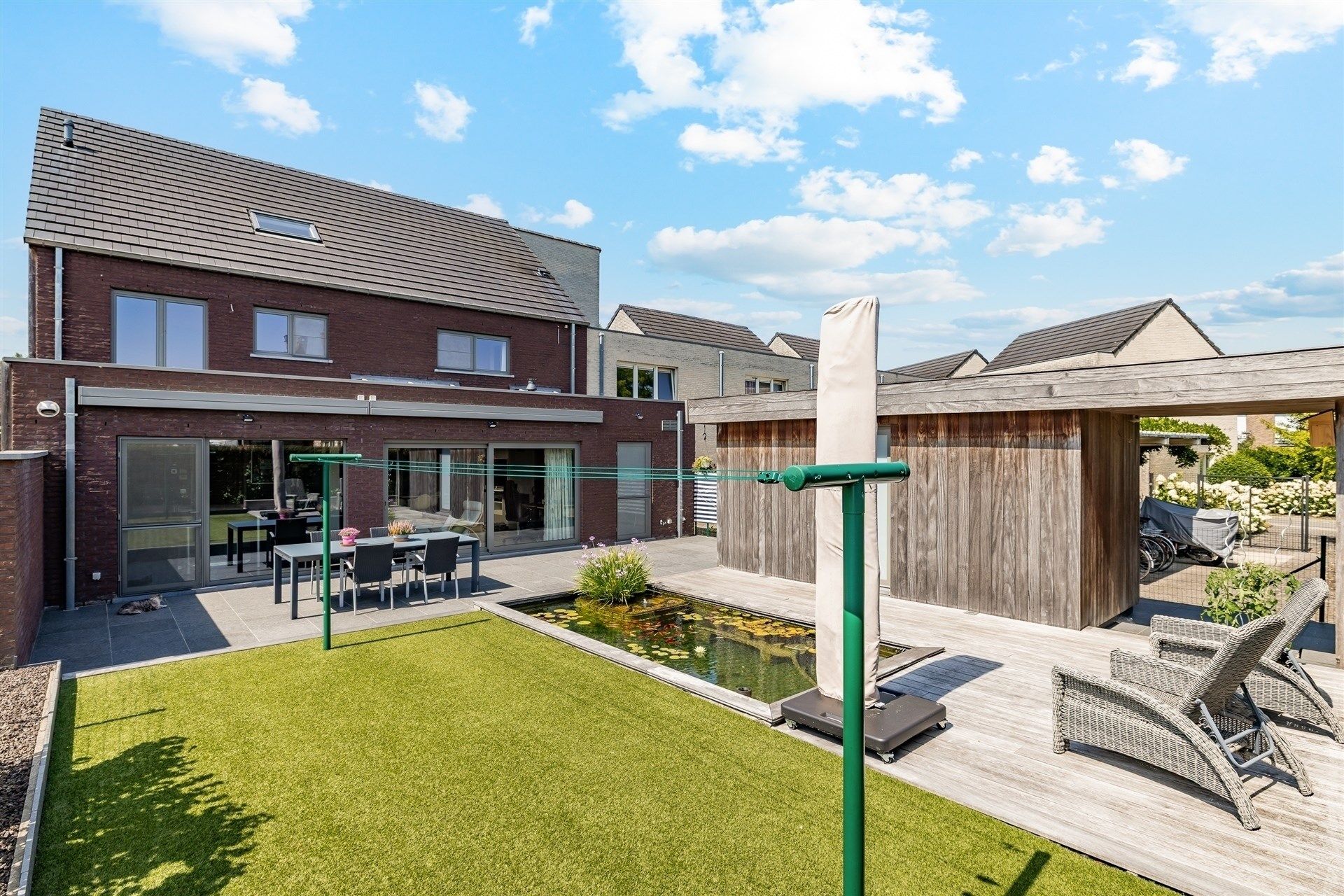 Topper!! Ruime lichtrijke woning, instapklaar! foto 30