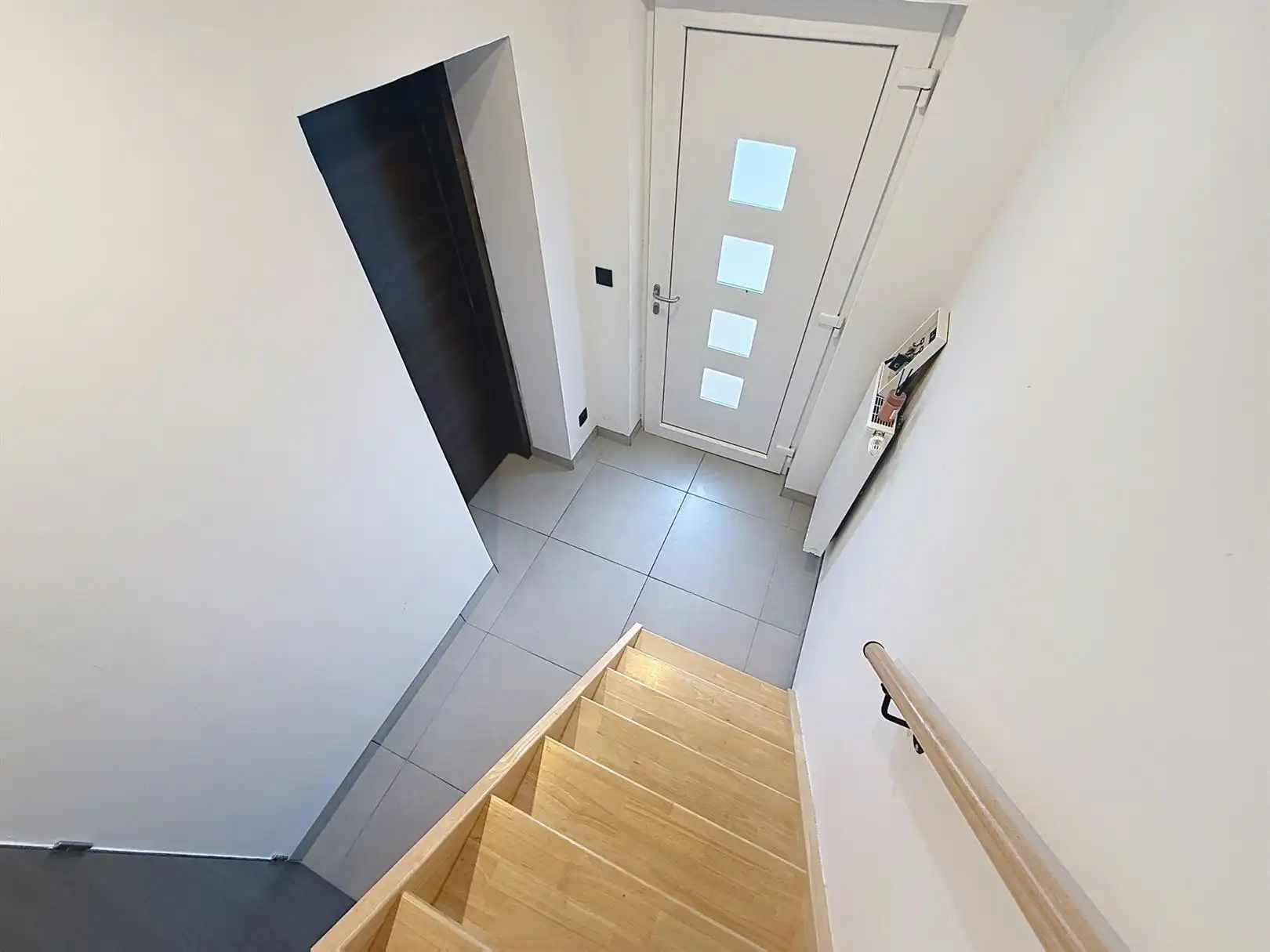 Gerenoveerde woning (2019), 2 slpks, zolder, opp 3a 03ca foto 6