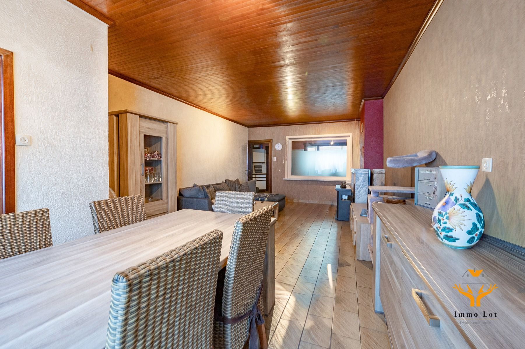 Ruime renovatiewoning met tuin in centrum Zele foto 5