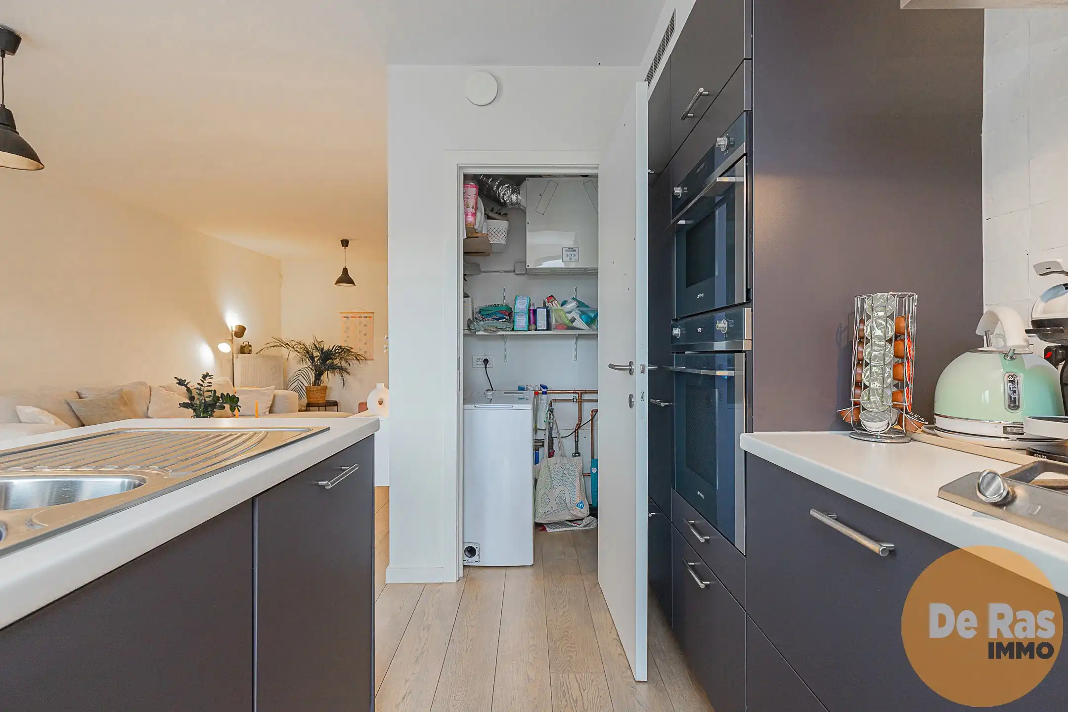 GENT - Prachtig appartement met 3 kamers en autostaanplaats foto 10