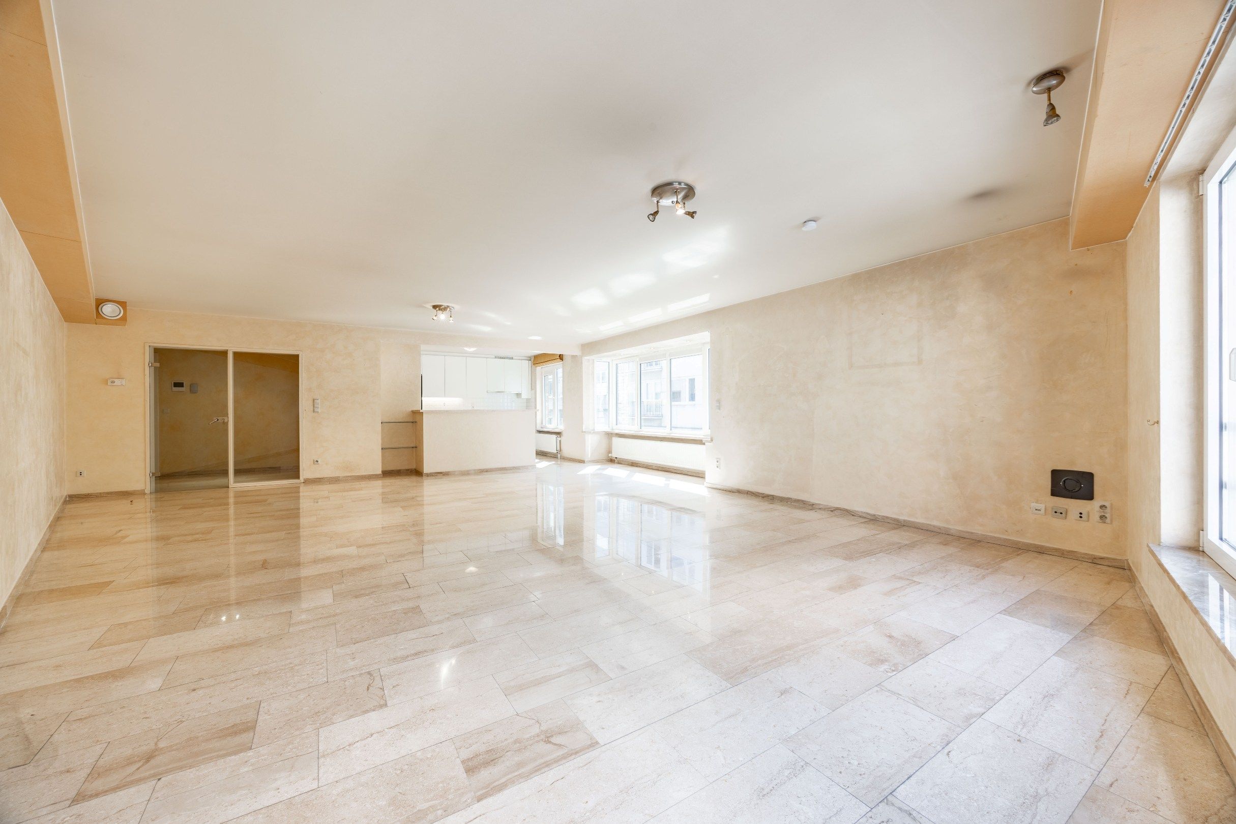 KARAKTERVOL APPARTEMENT OP TOPLOCATIE foto 6