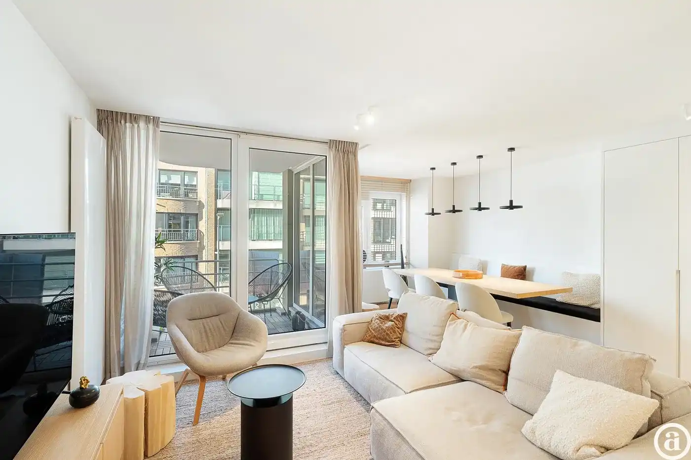 Instapklaar appartement 2 slpk gelegen nabij centrum Knokke.   foto {{pictureIndex}}