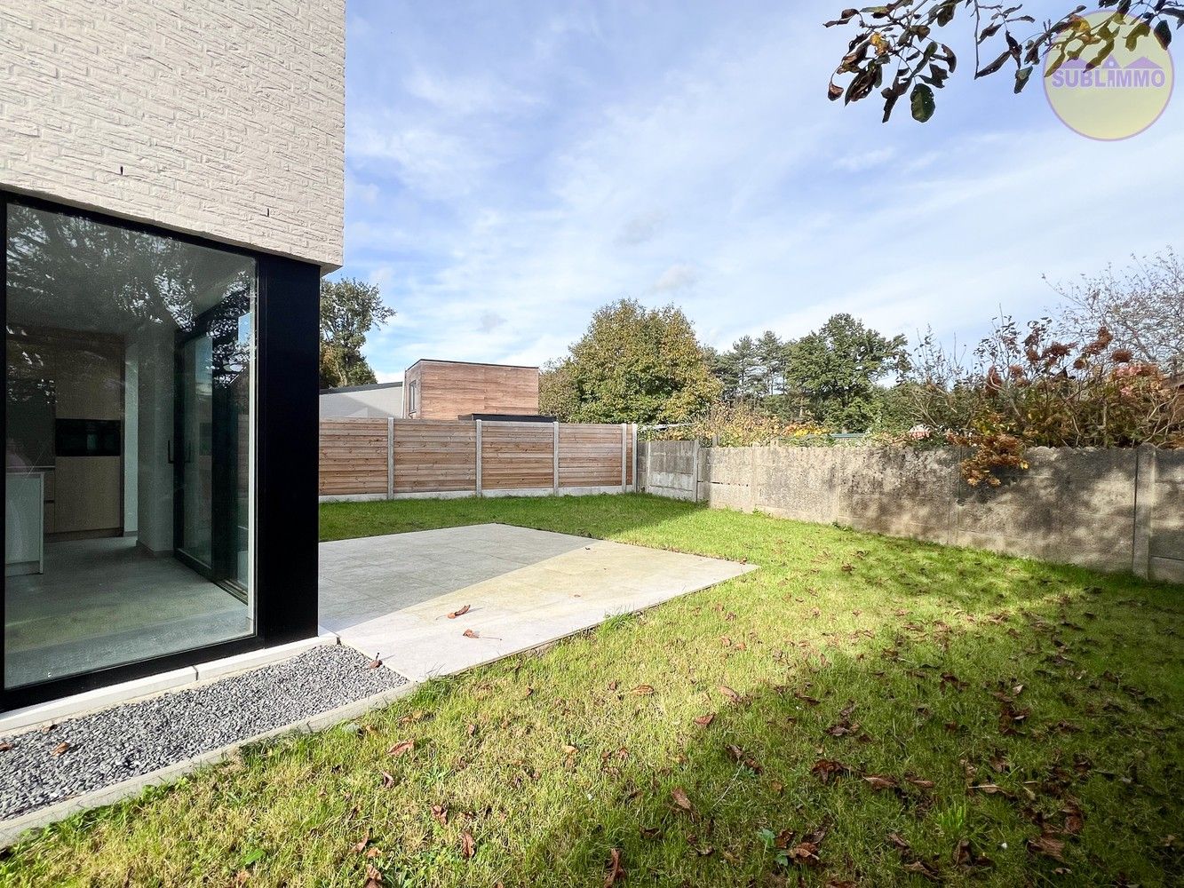 Nieuwbouwwoning met 3 slaapkamers op een perceel van 365m². foto 19