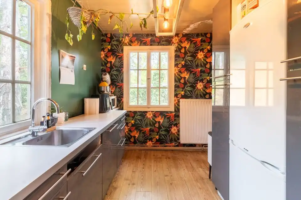 Te renoveren open bebouwing in een groene oase foto 7