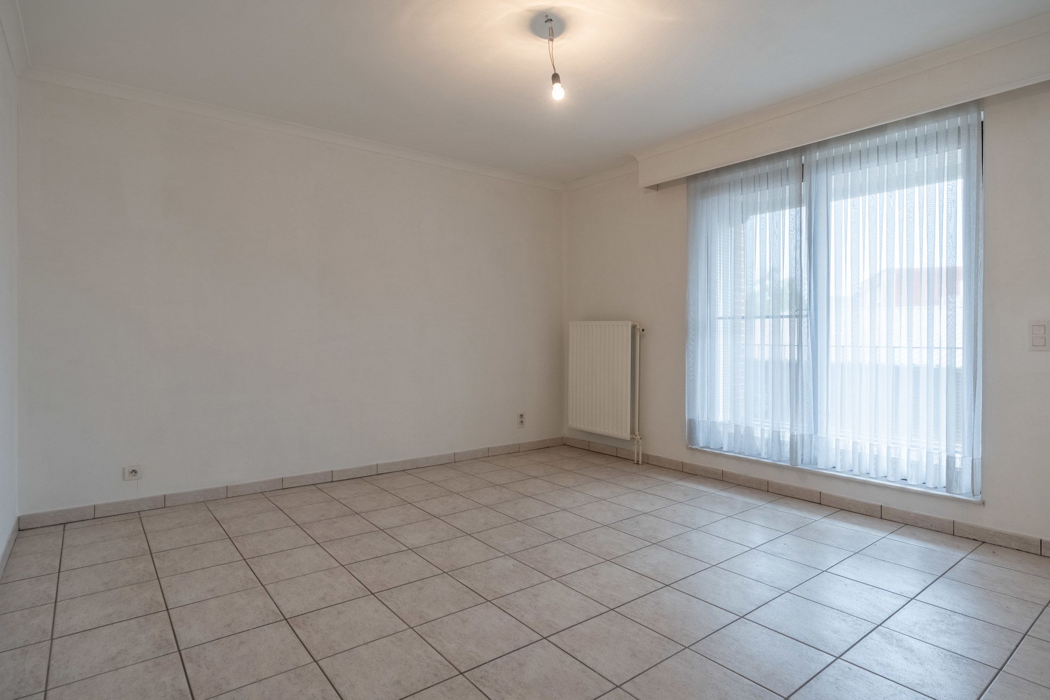 Goed onderhouden appartement op de 1e verdieping met 2 slkps foto 8