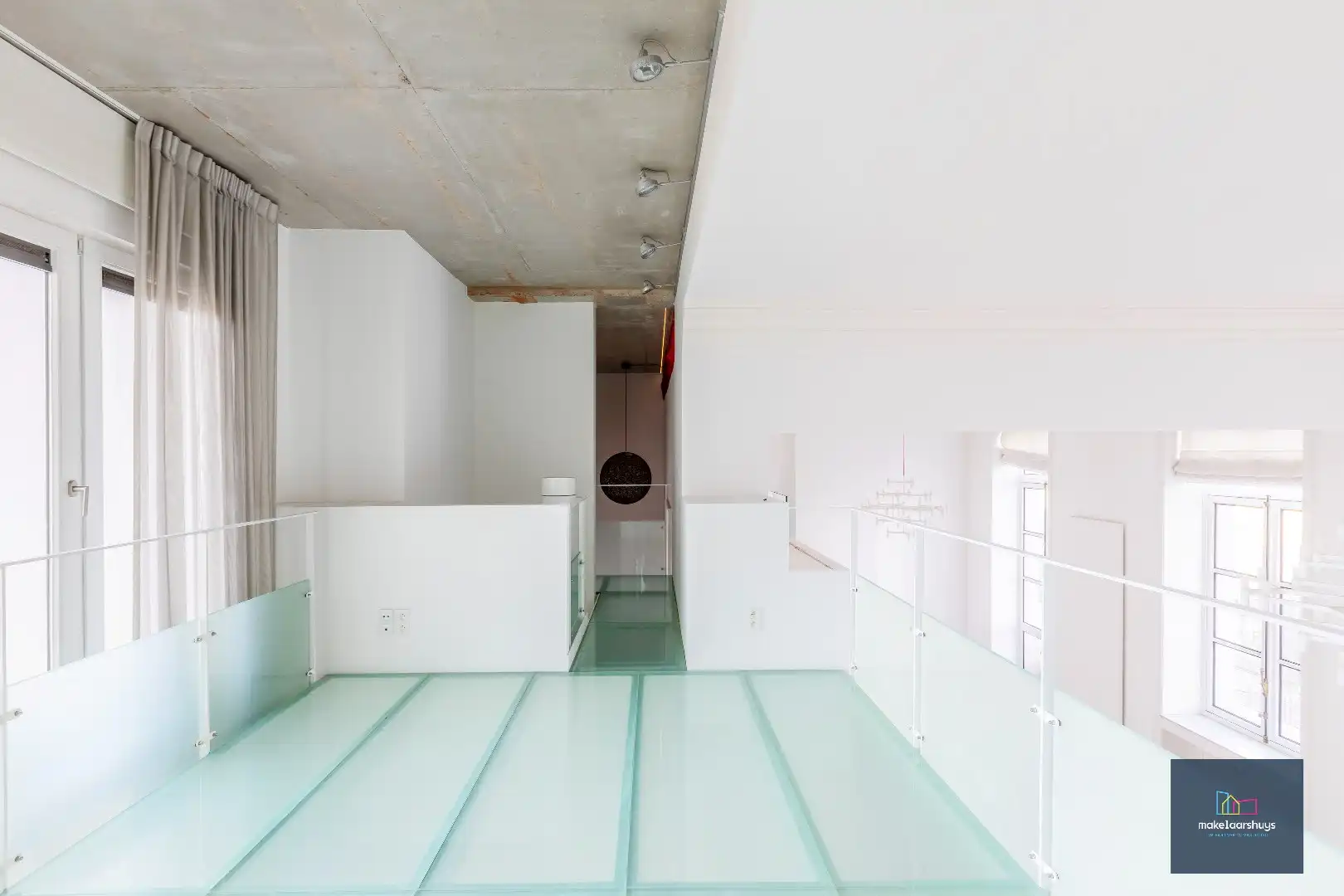 Luxueus duplex appartement   te Kouterhof met 2 slaapkamers , terras en  garageplaats foto 24