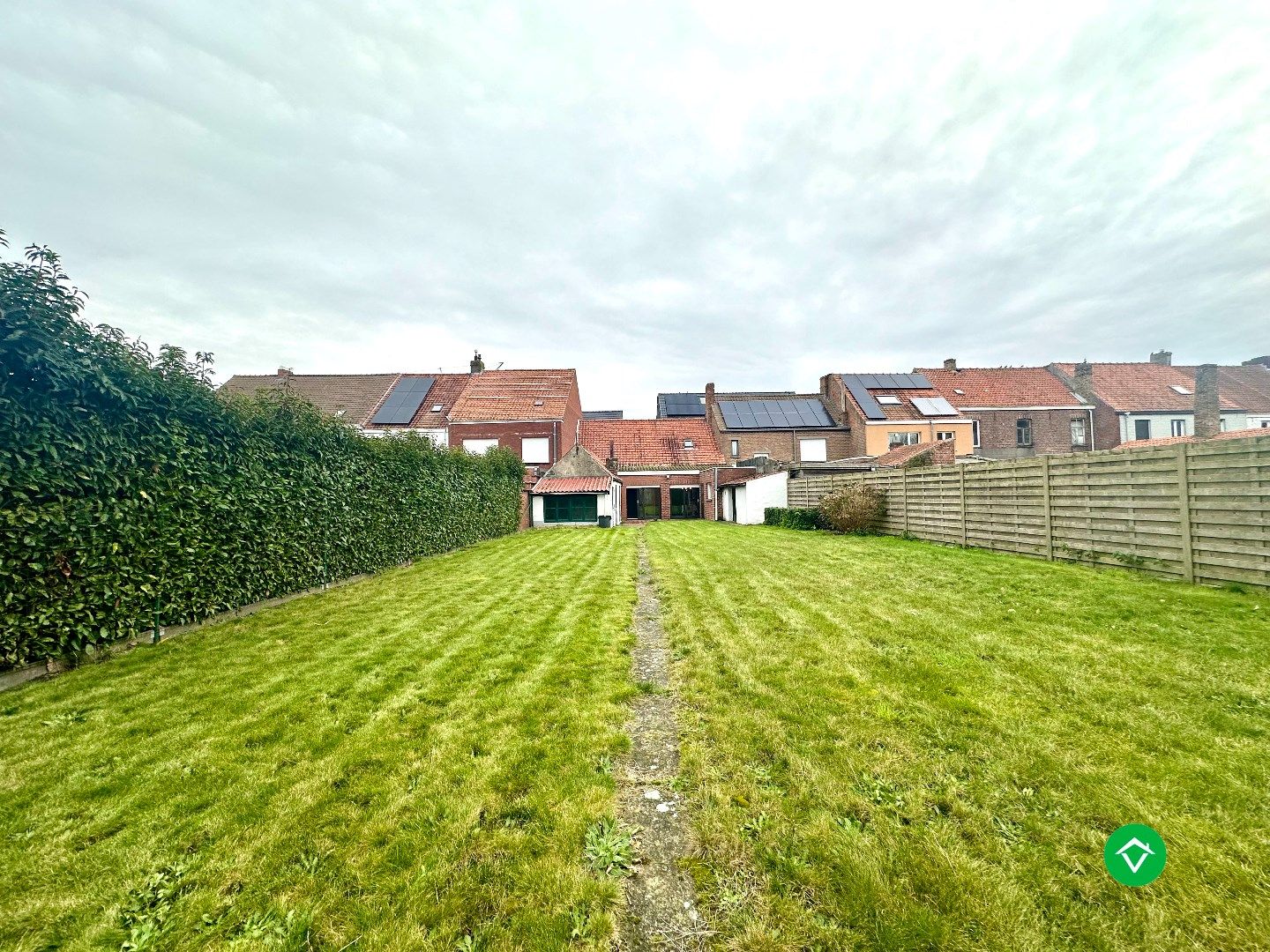Rijwoning in het centrum van Koekelare met mogelijkheden foto 15