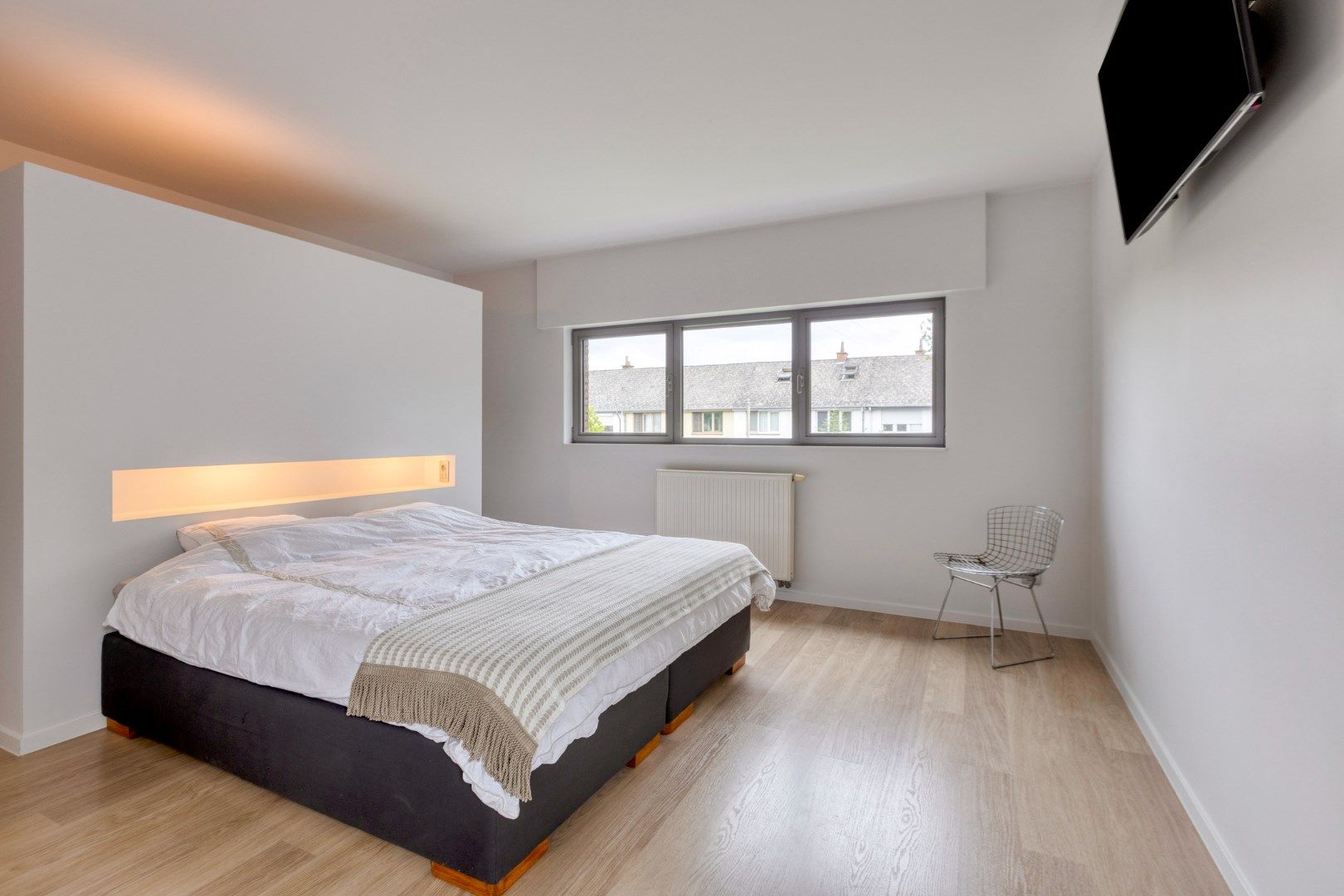 Moderne, instapklare gezinswoning met 3 slpks in een doodlopende straat te Mol-Donk !  foto 12