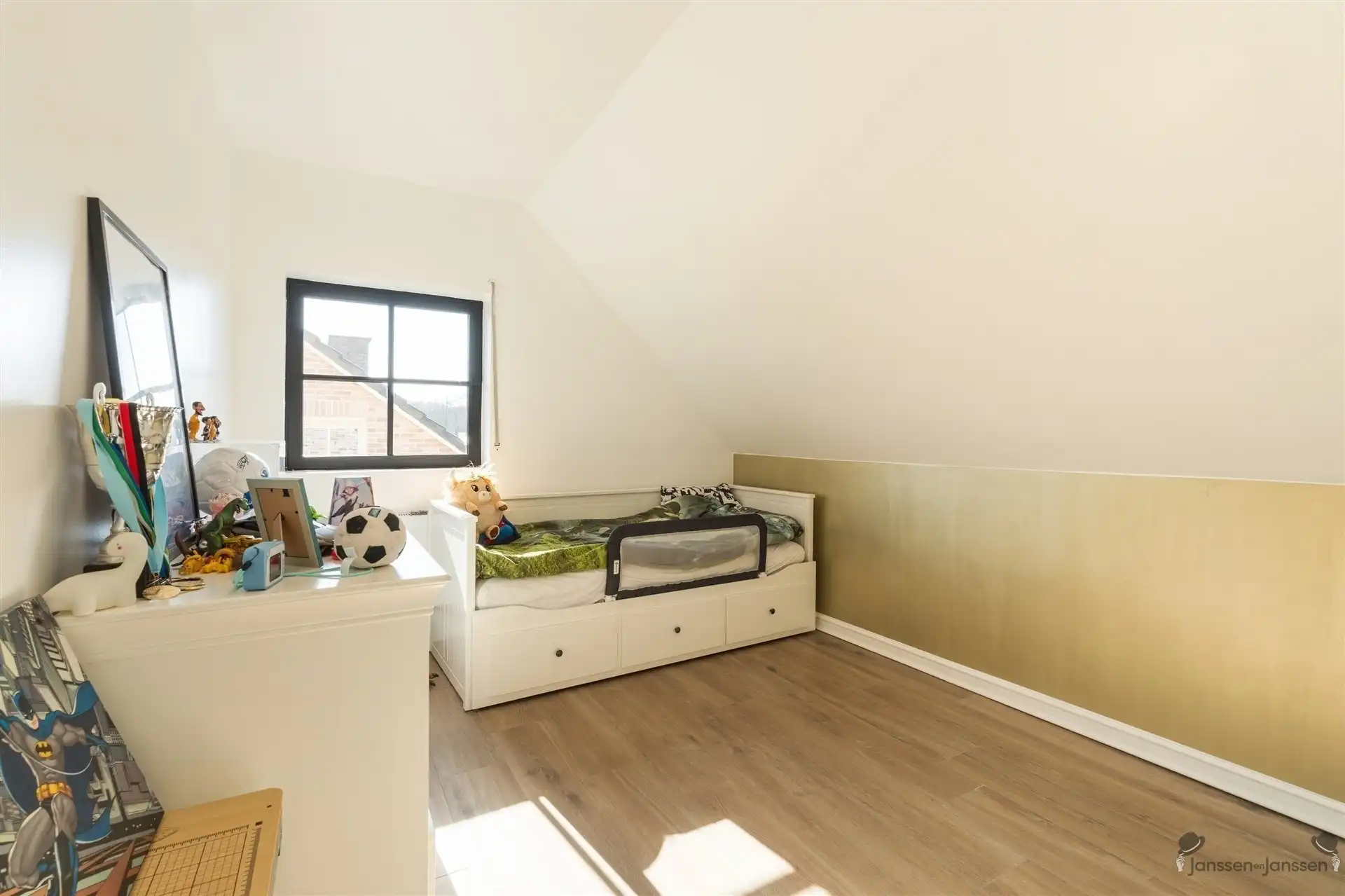 Prachtige moderne pastoriewoning met luxe afwerking, 3 slaapkamers en grote tuin op 13 are foto 19