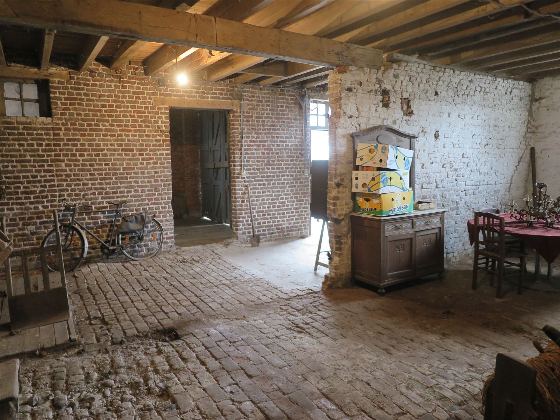 Unieke leegstaande Opslagruimte te Waarschoot foto 5