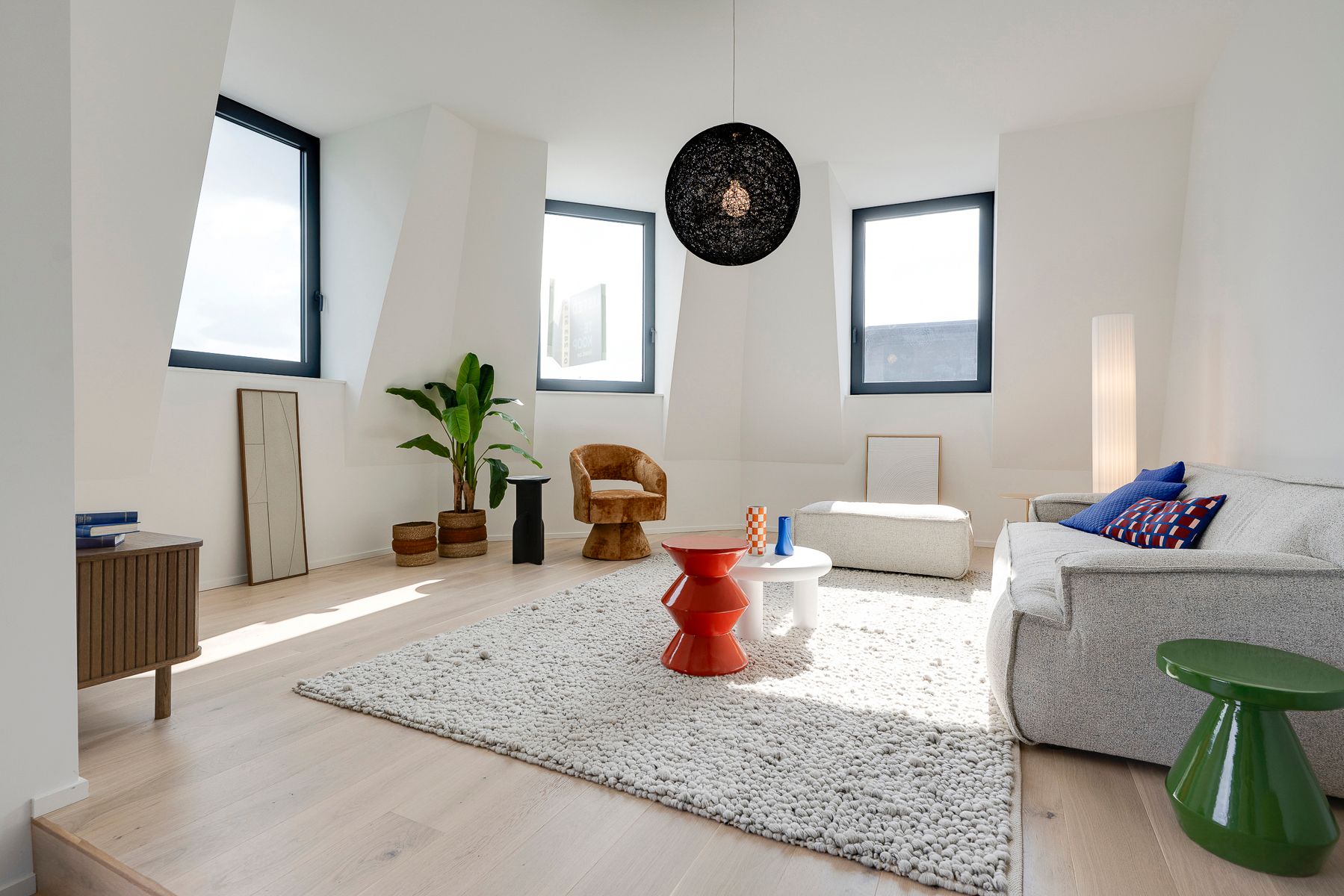 Luxe appartement in de hippe Sint-Andries wijk foto 10