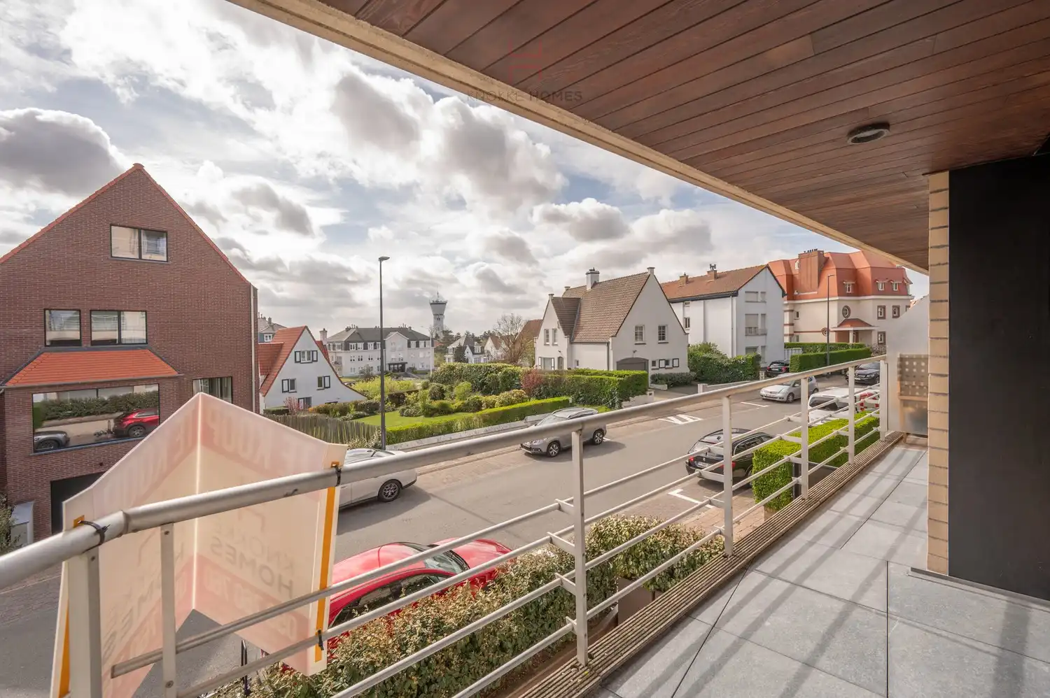 Gerenoveerd 3-kamerappartement met Zuidgericht terras vlakbij het Albertstrand foto 6