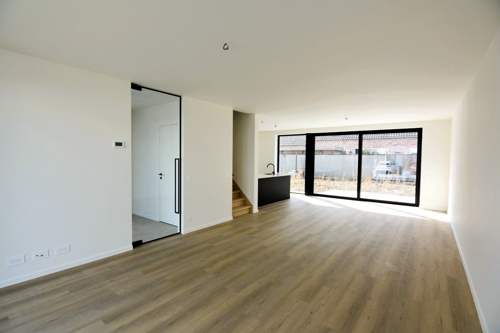 Moderne nieuwbouw woning in RSL foto 9