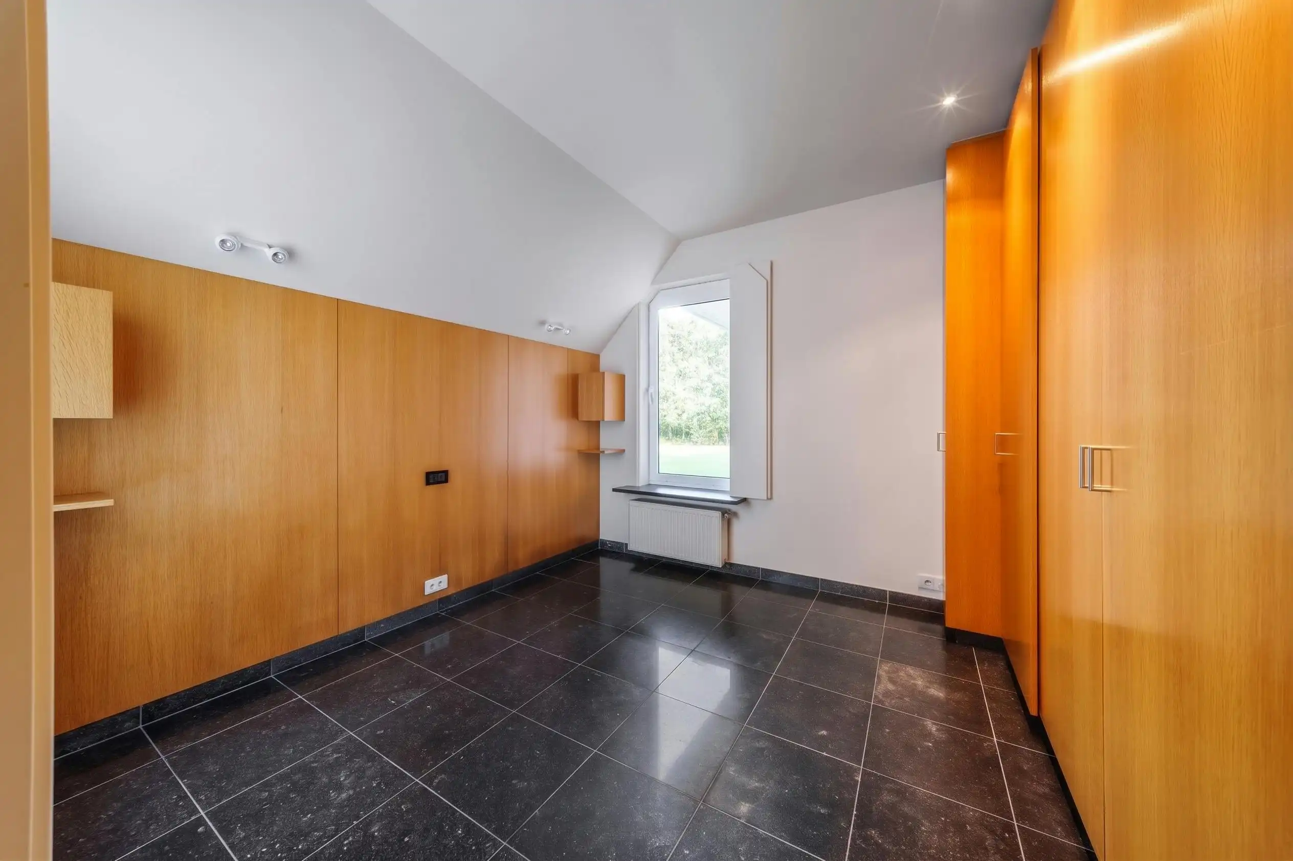 Unieke villa op 2,1 ha met 360°-uitzicht en eigen bos foto 27