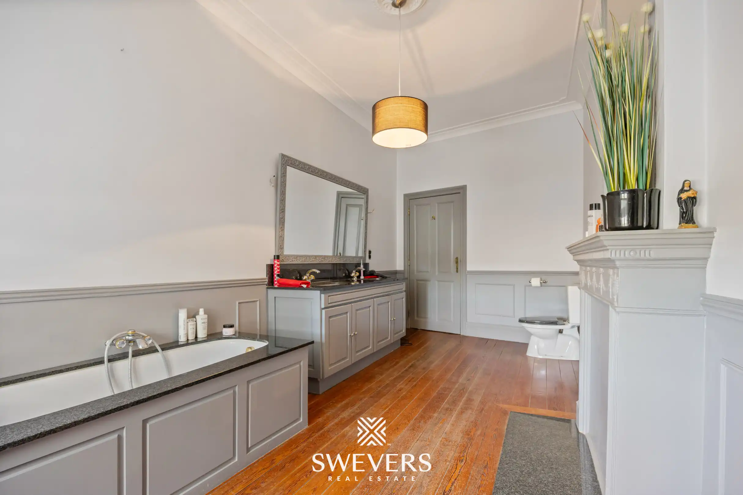 Klassiek herenhuis met veel mogelijkheden, zolder van 130 m² en zuidgerichte tuin foto 8