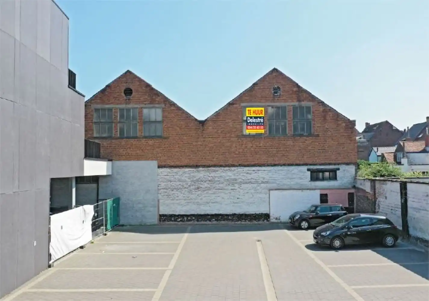 MULTIFUNCTIONEEL COMMERCIEEL GEBOUW INCL. PARKING foto 10