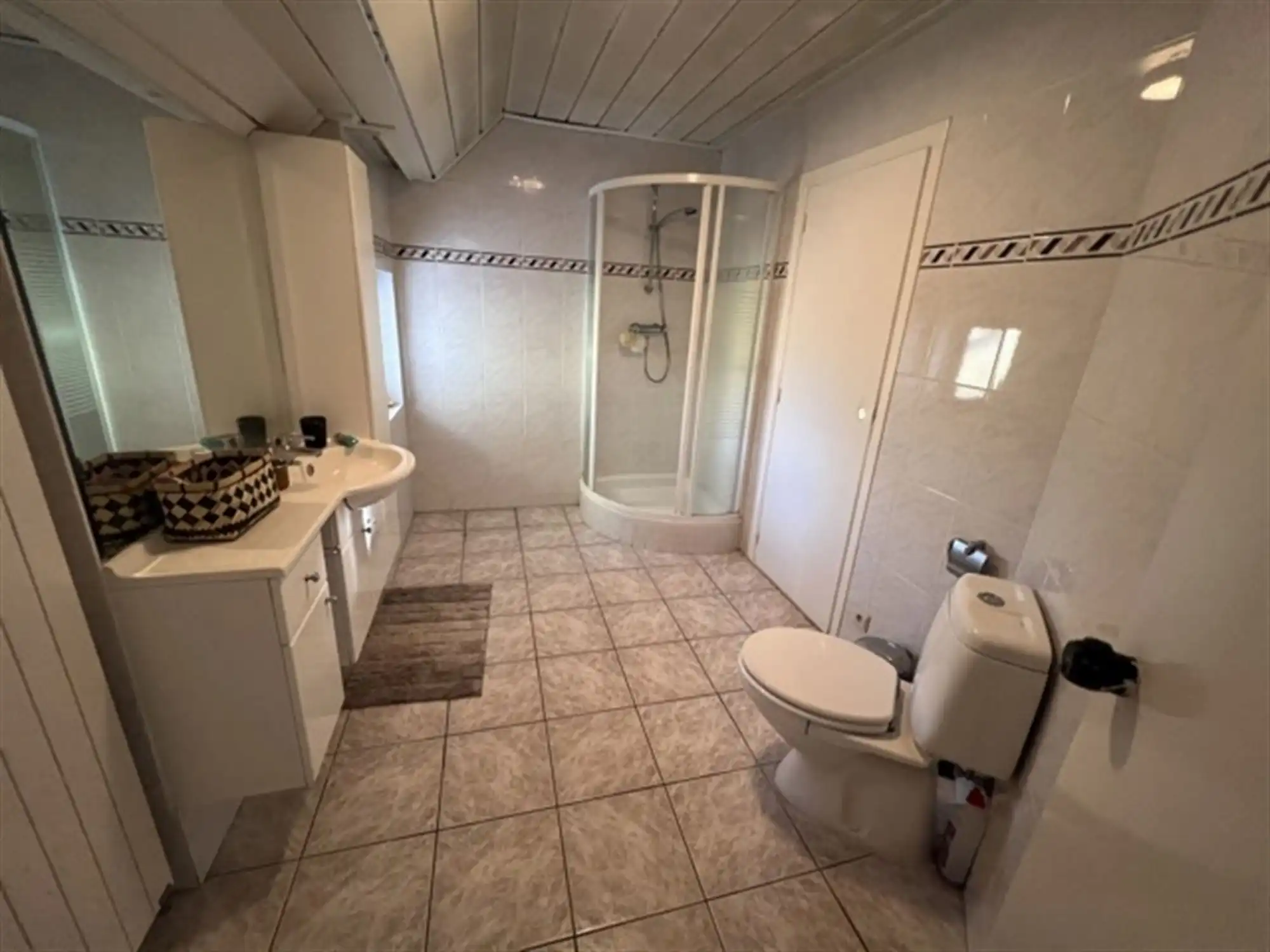 Unieke villa gelegen op grote grond (5.361 m²) foto 33