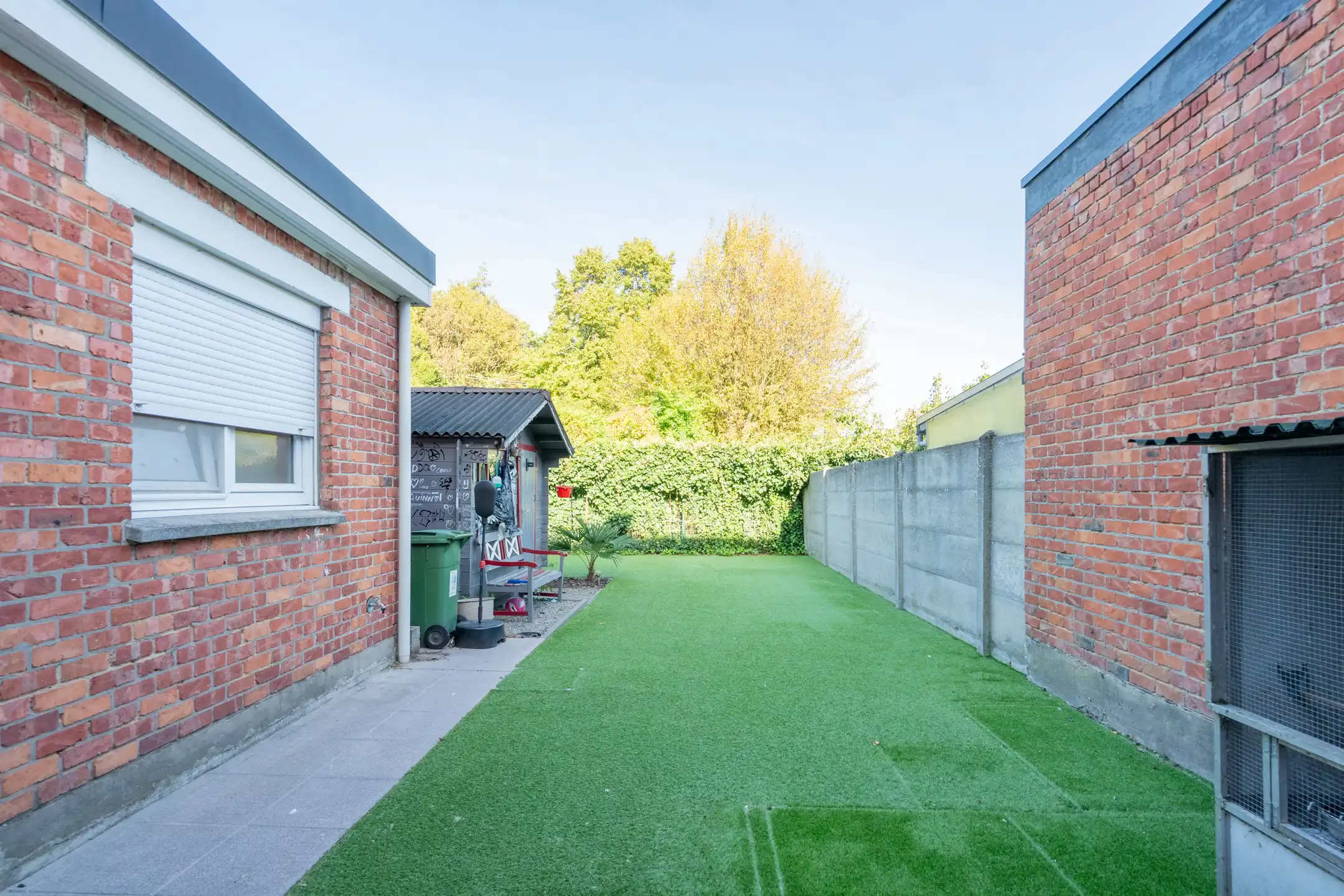 Leuke gezinswoning met tuin in het centrum van Zele foto 8