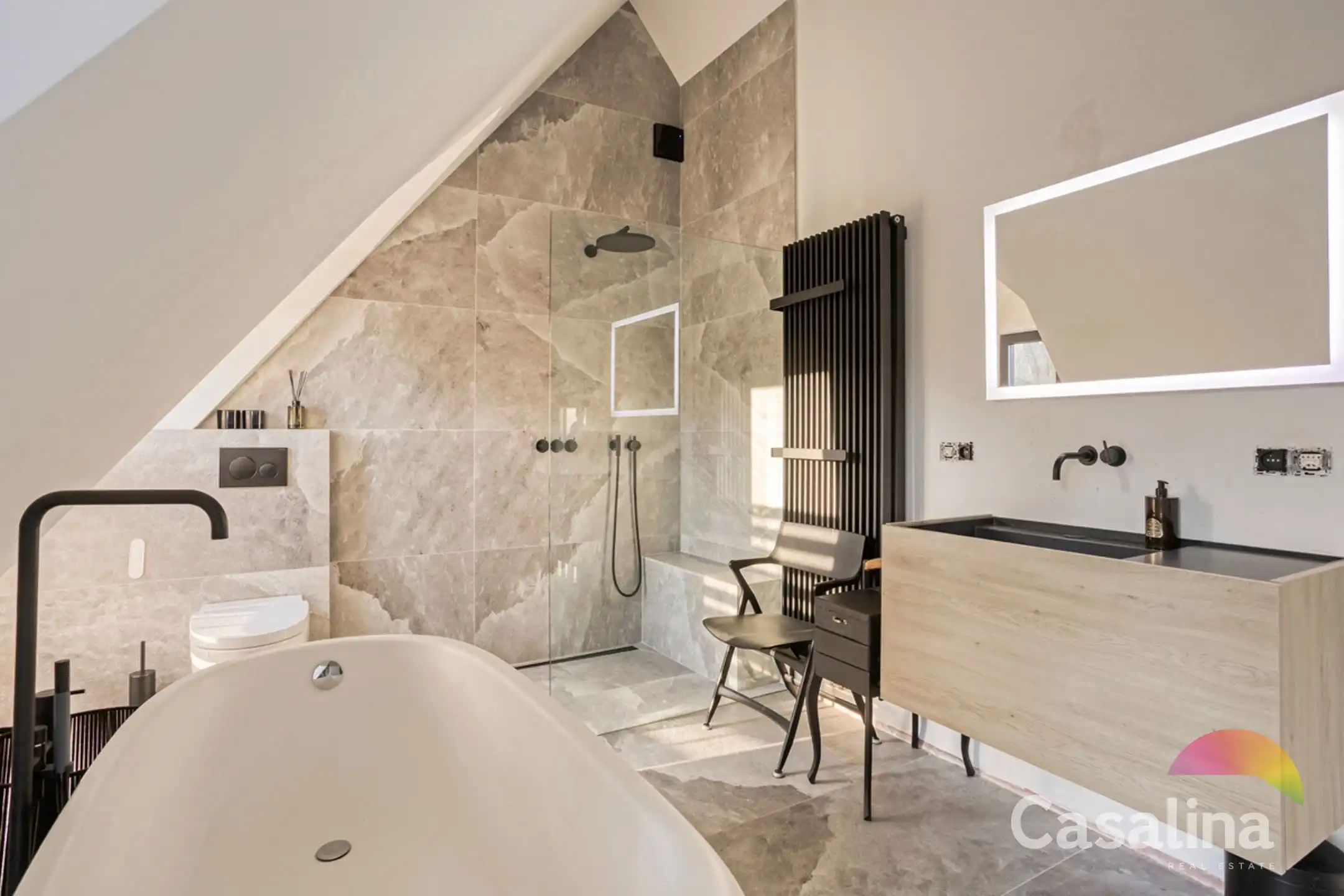 Smaakvol gerenoveerd villa  met hoge energie-efficiëntie foto 15